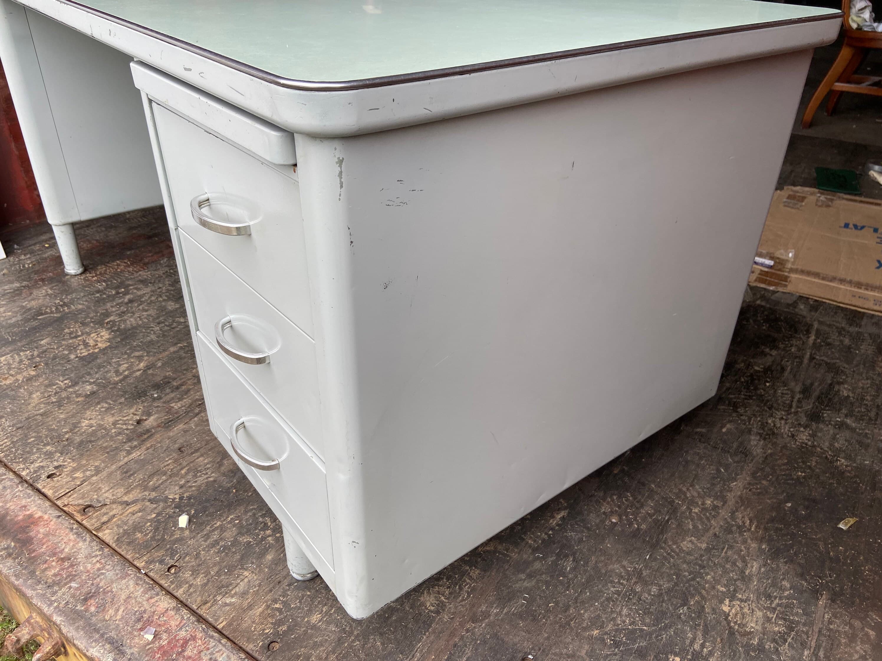 Steelcase vintage metal tanker desk - Thumbnail 10