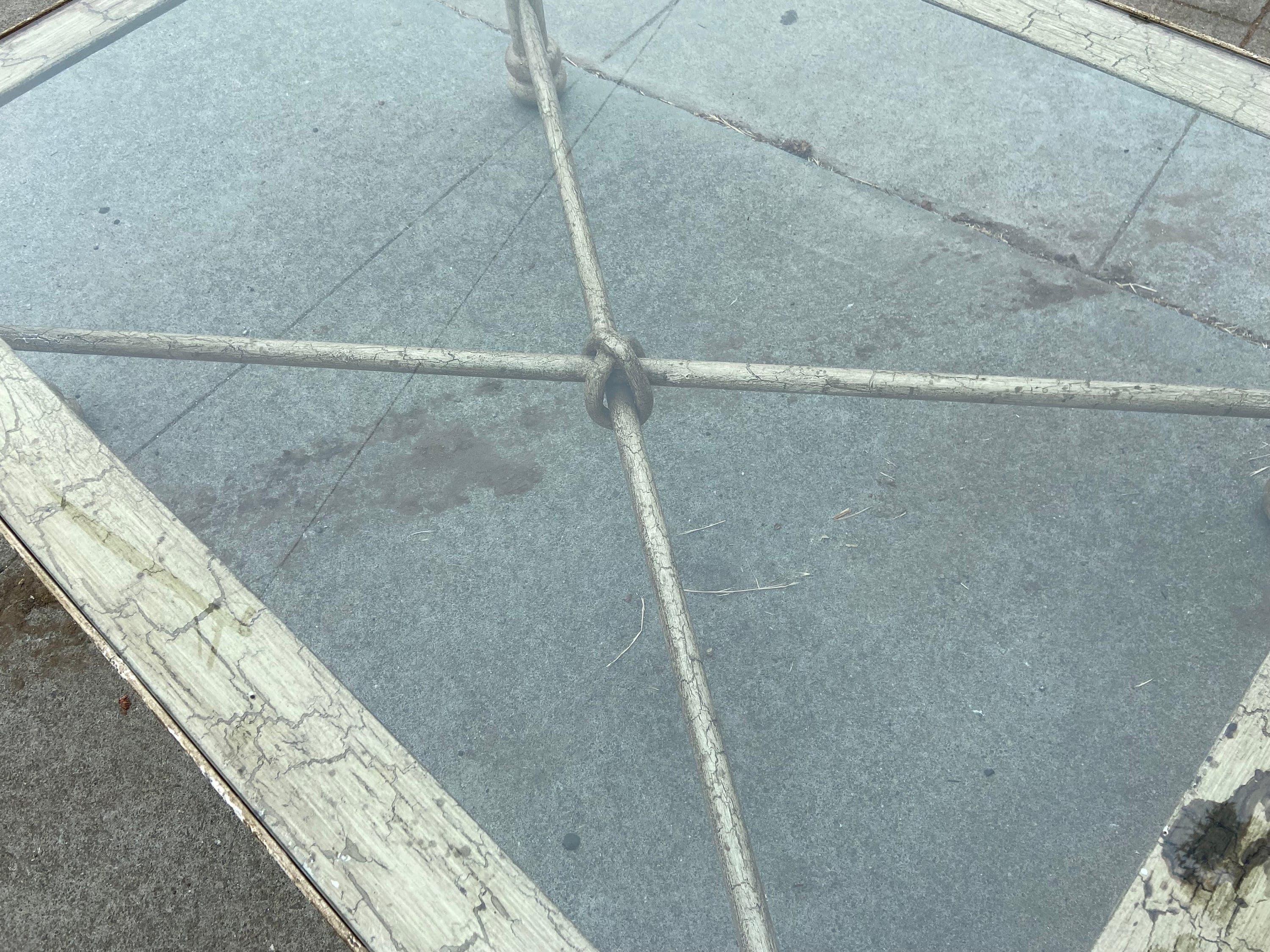 Vintage rustic metal coffee table - Thumbnail 3