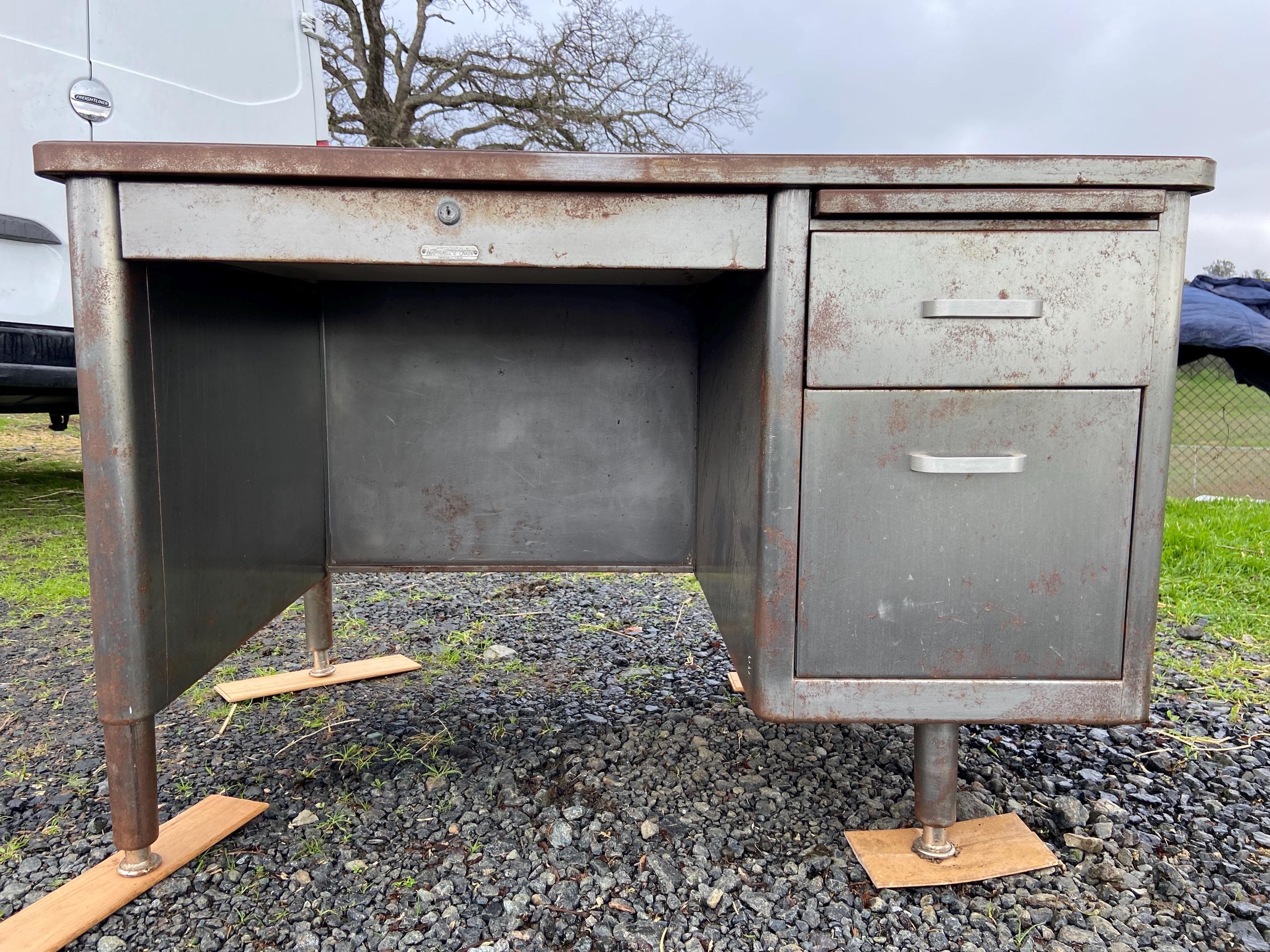 McDowell And Craig Vintage INDUSTRIAL Tanker Desk With Patina Or Restore It - Thumbnail 10