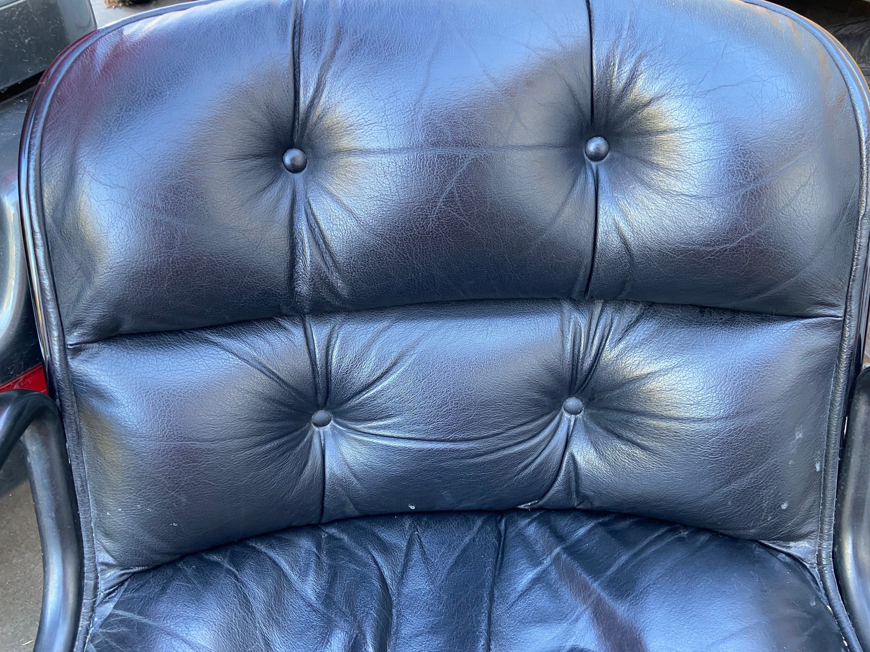 Knoll Charles pollock chair missing a bottom - Thumbnail 9