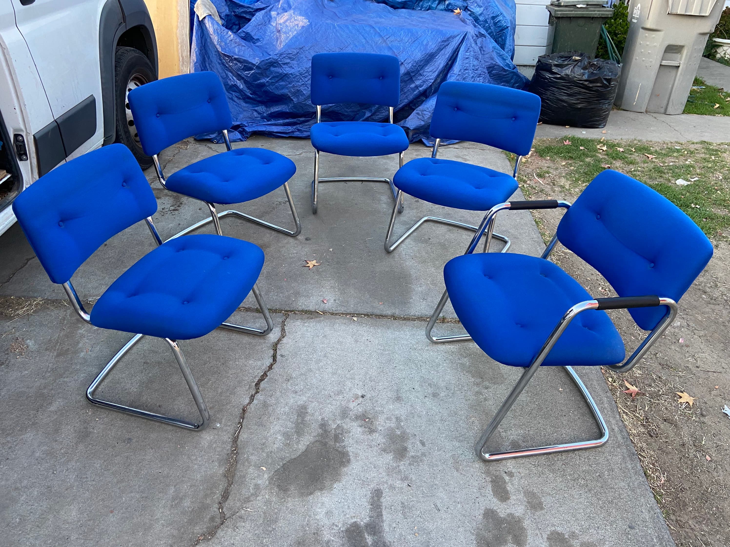 Vintage mid century modern steelcase cantilevered upholstered accent chairs set of 5 - Thumbnail 6