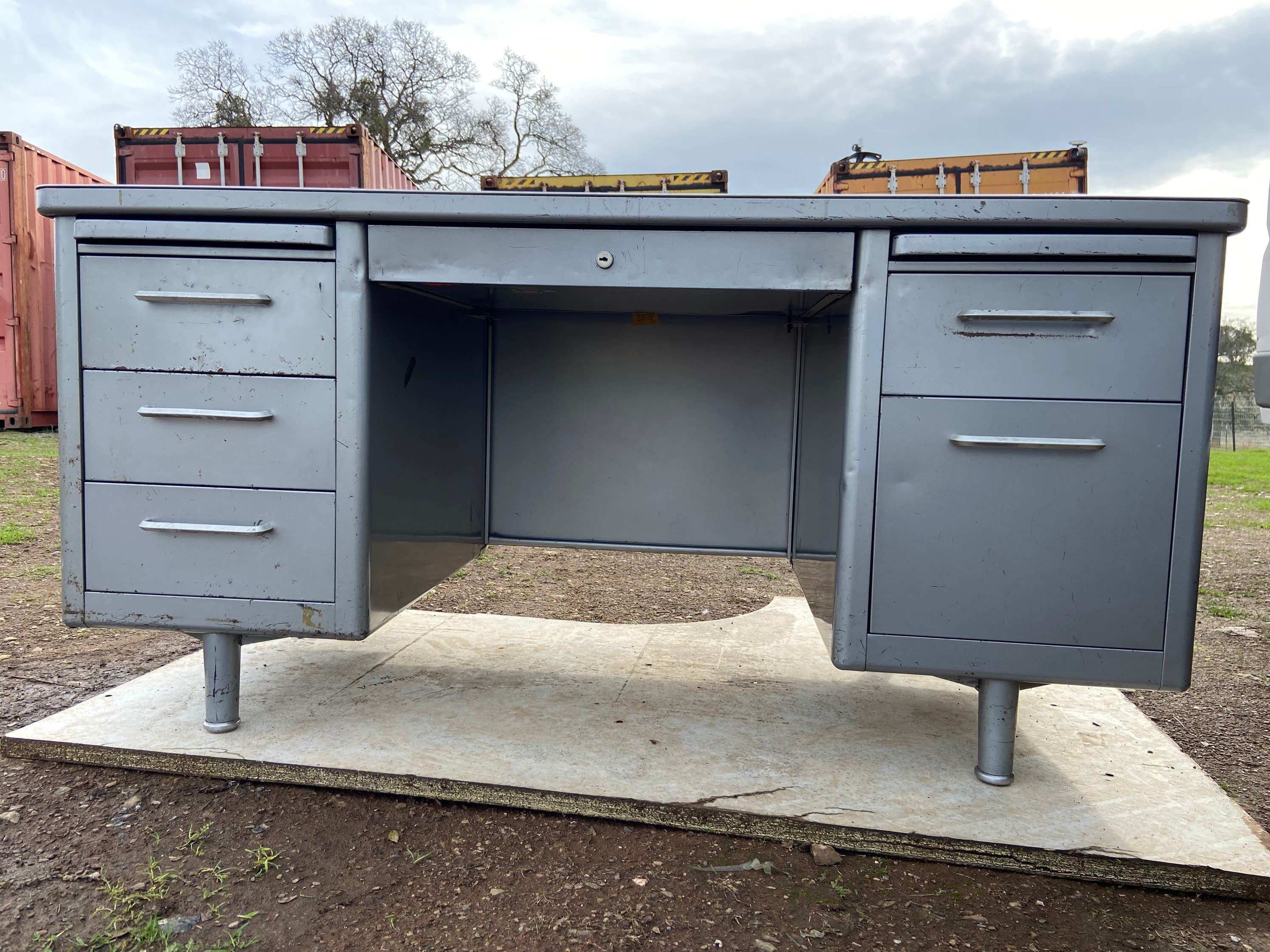 Steelcase vintage mid century modern metal tanker desk with patina - Thumbnail 8