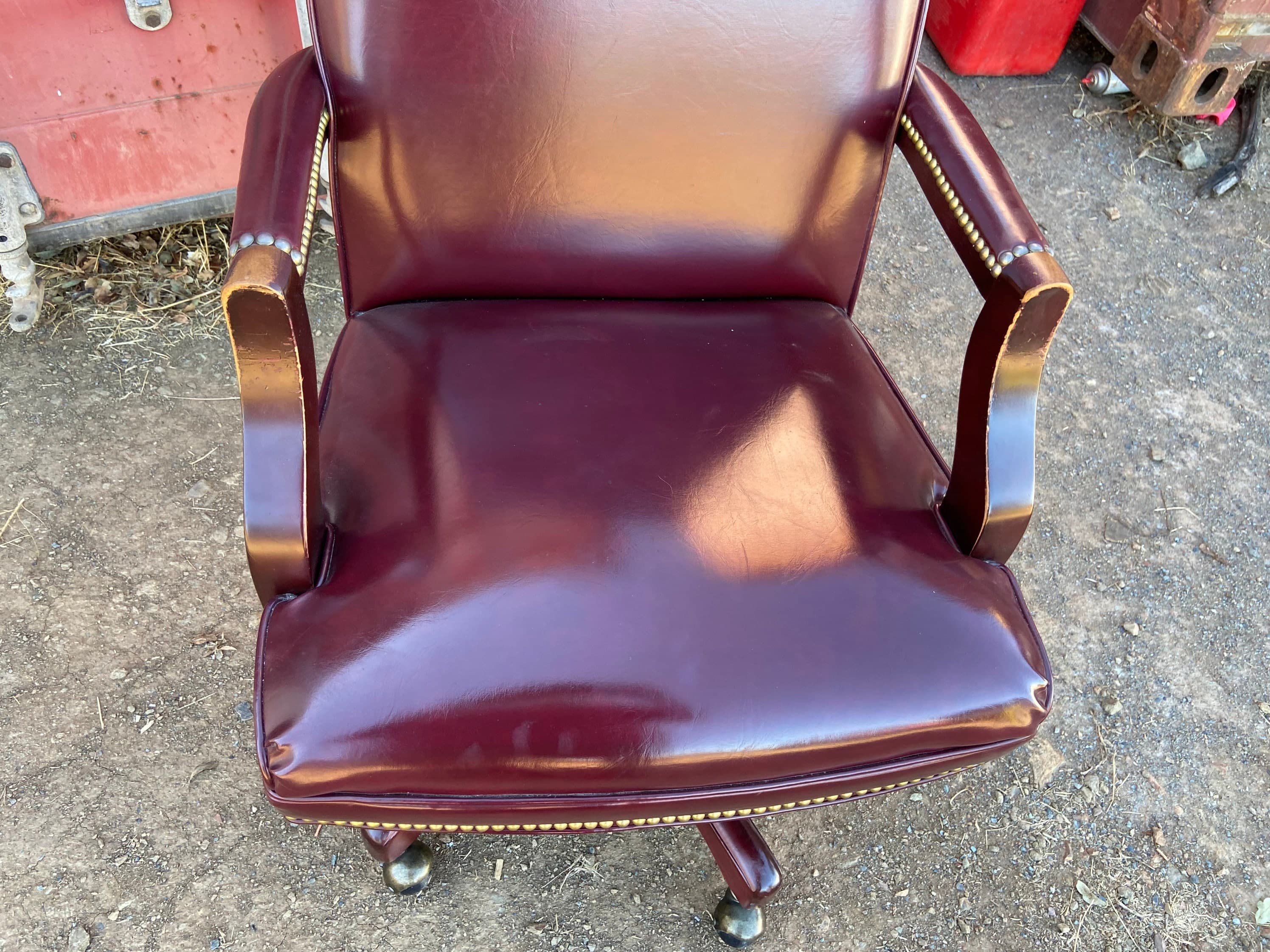 Vintage faux leather high back leather office chair - Thumbnail 6
