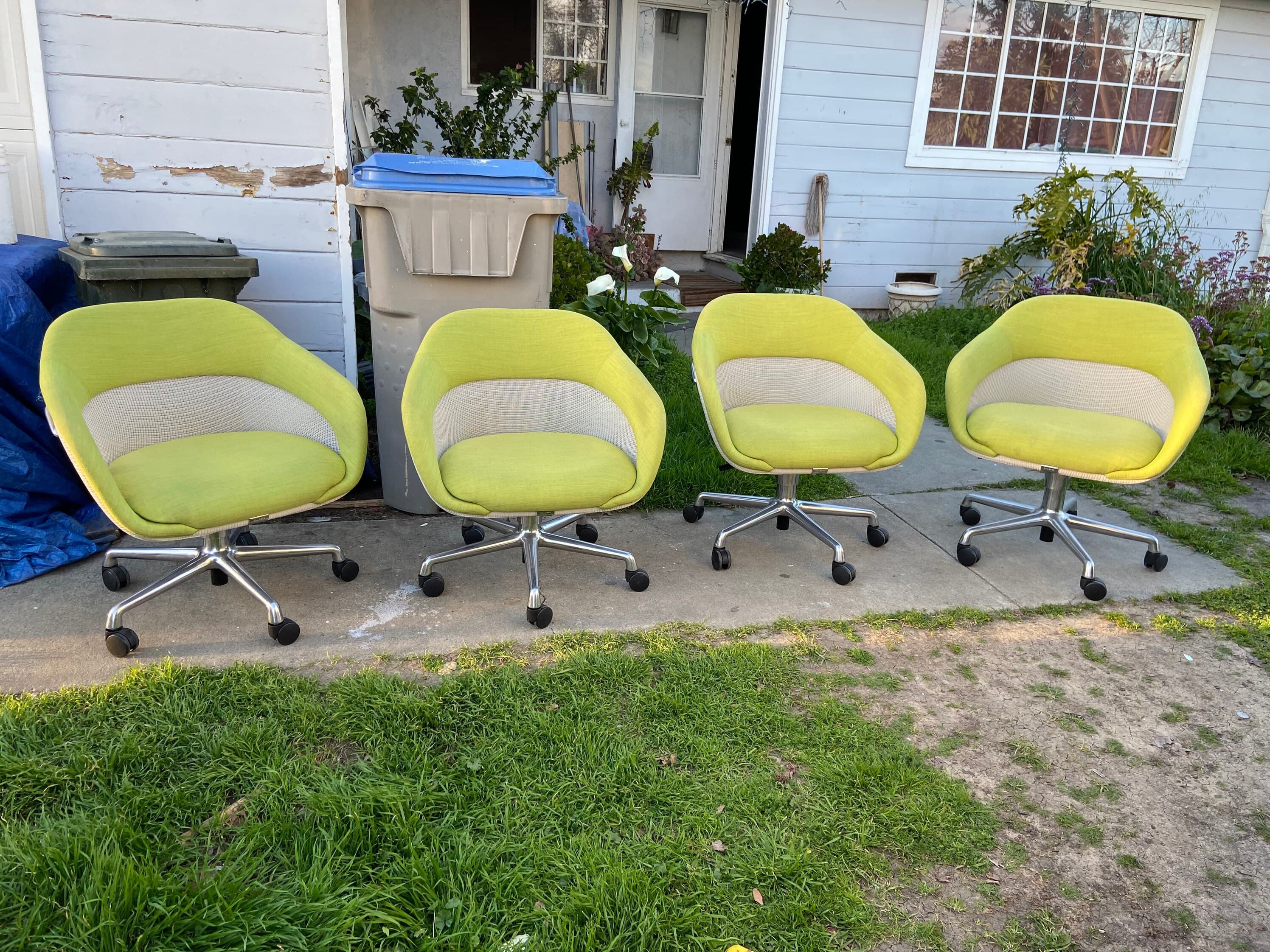 Steelcase coalesse s-w1 lounge chairs some scuffs and spots - Thumbnail 9