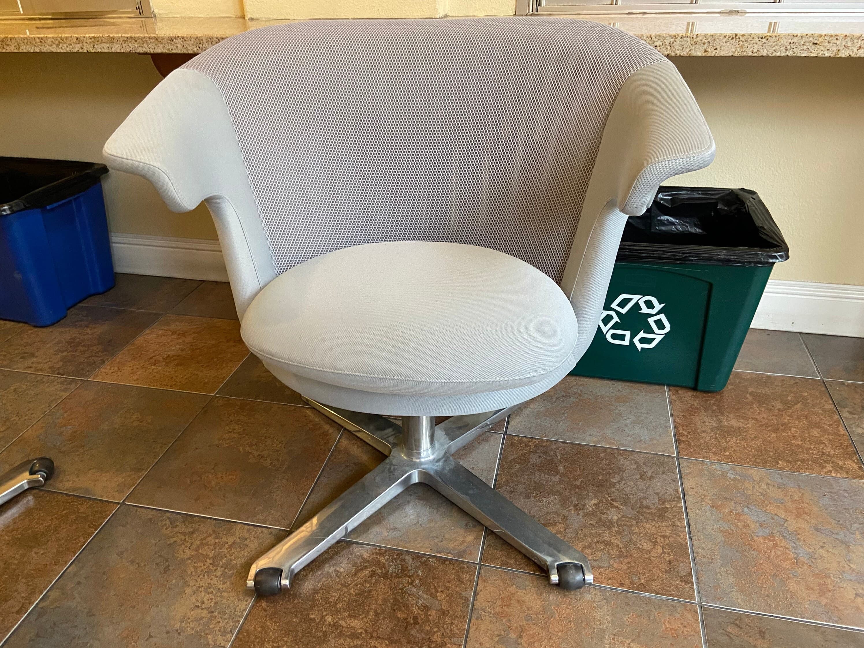 i2i steelcase lounge chair set of two - Thumbnail 7