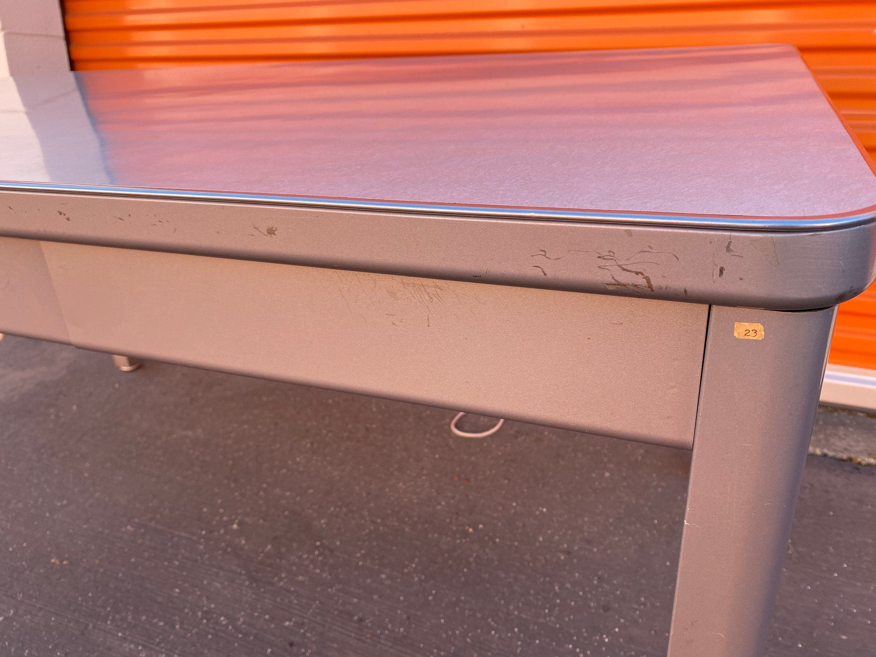 Steelcase vintage metal tanker desk - Thumbnail 9