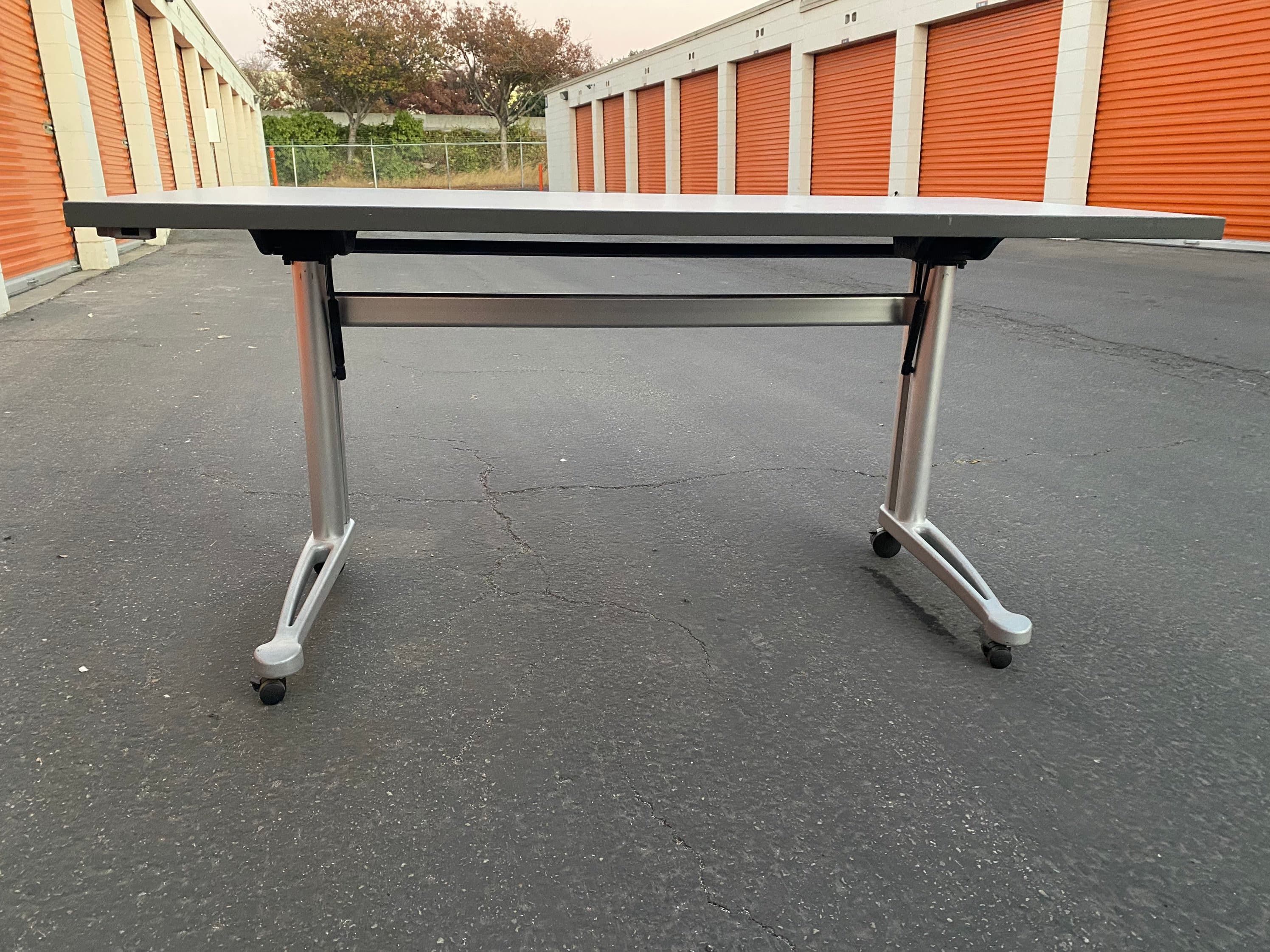 Knoll propeller designer desk table - Thumbnail 6