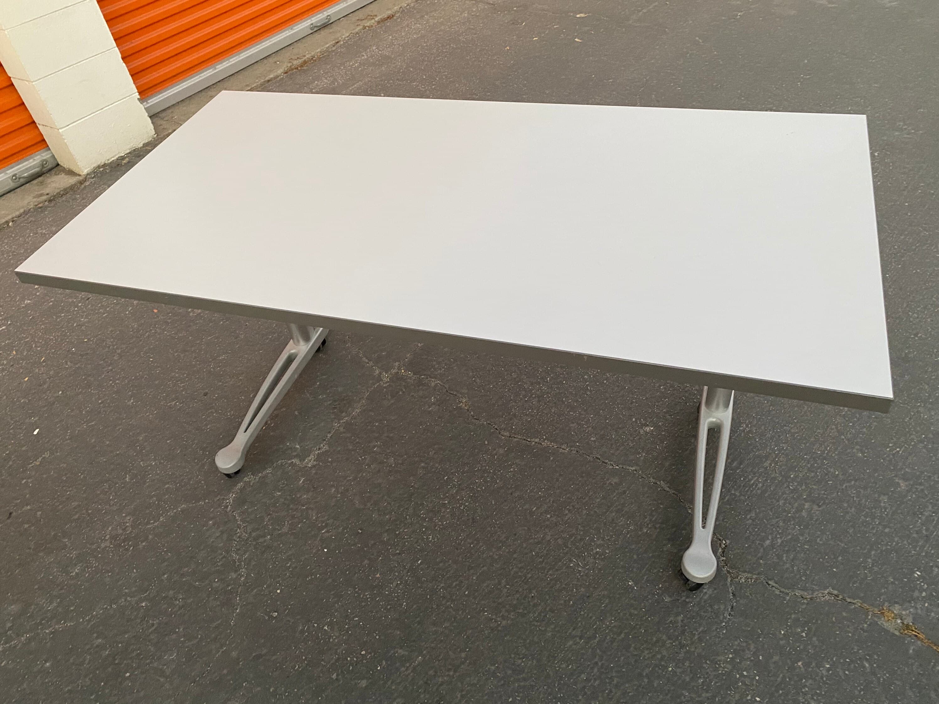 Knoll propeller designer desk table - Thumbnail 7