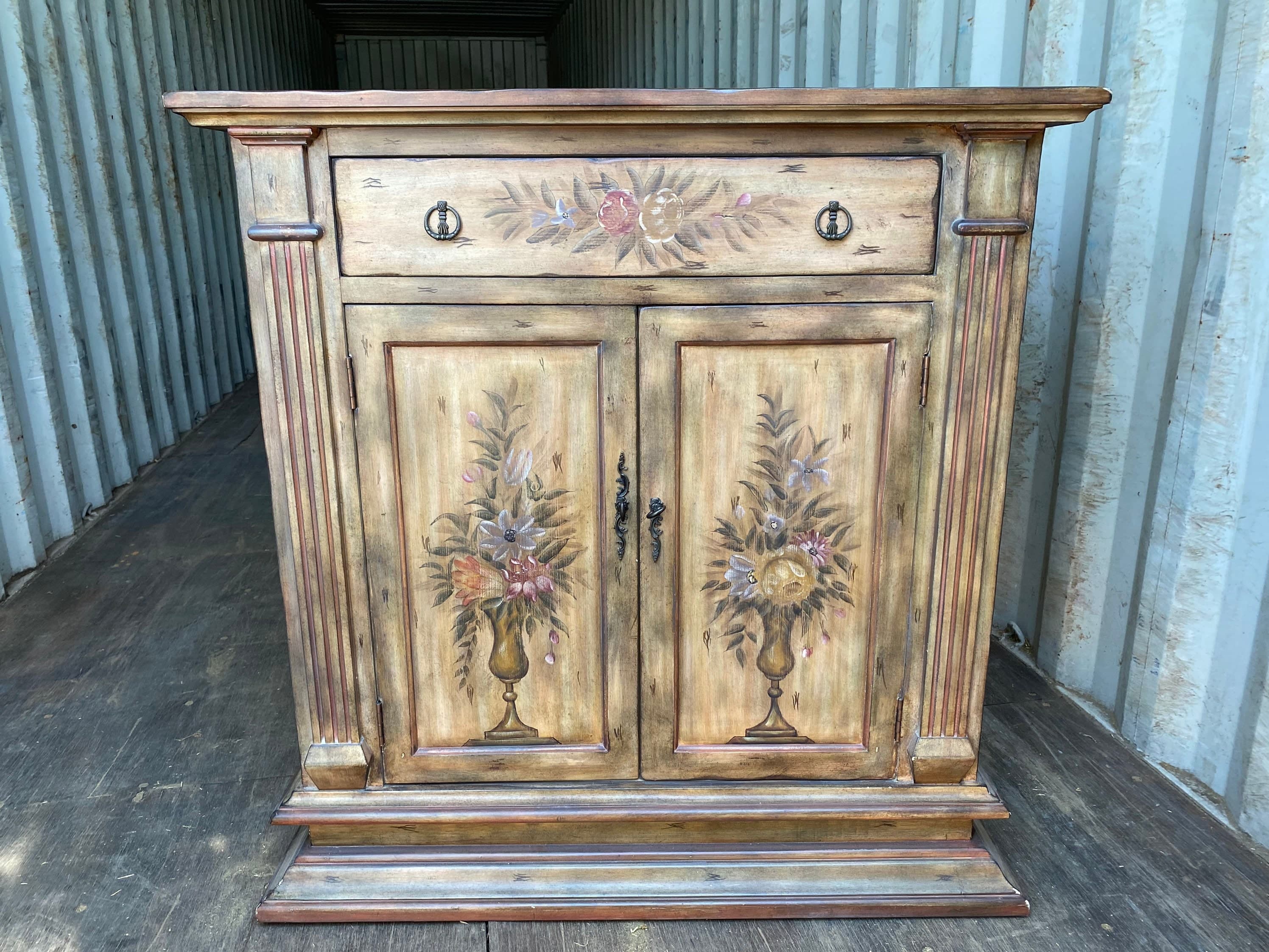 Vintage wine cabinet with storage - Thumbnail 7