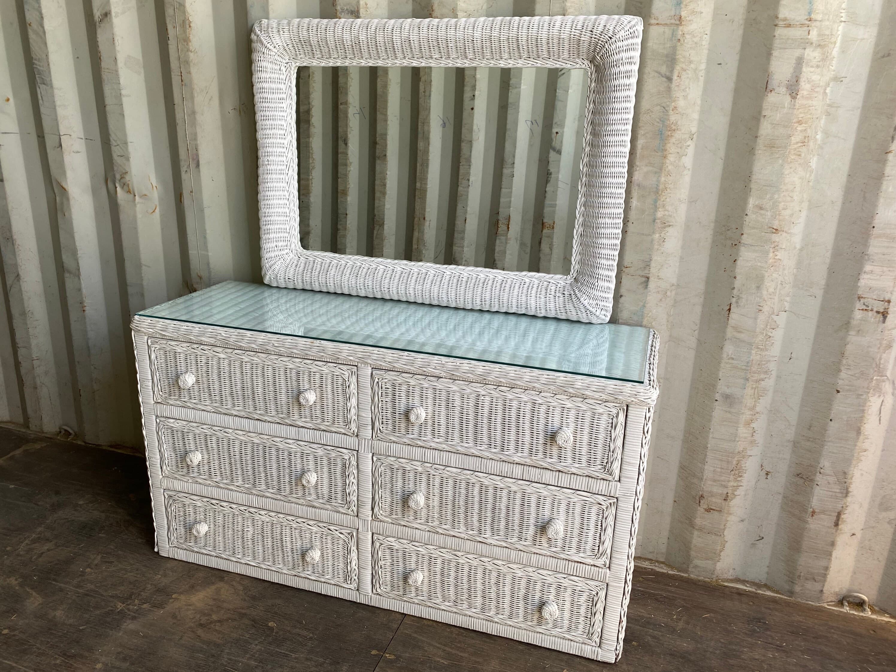 Vintage wicker dresser set - Thumbnail 8