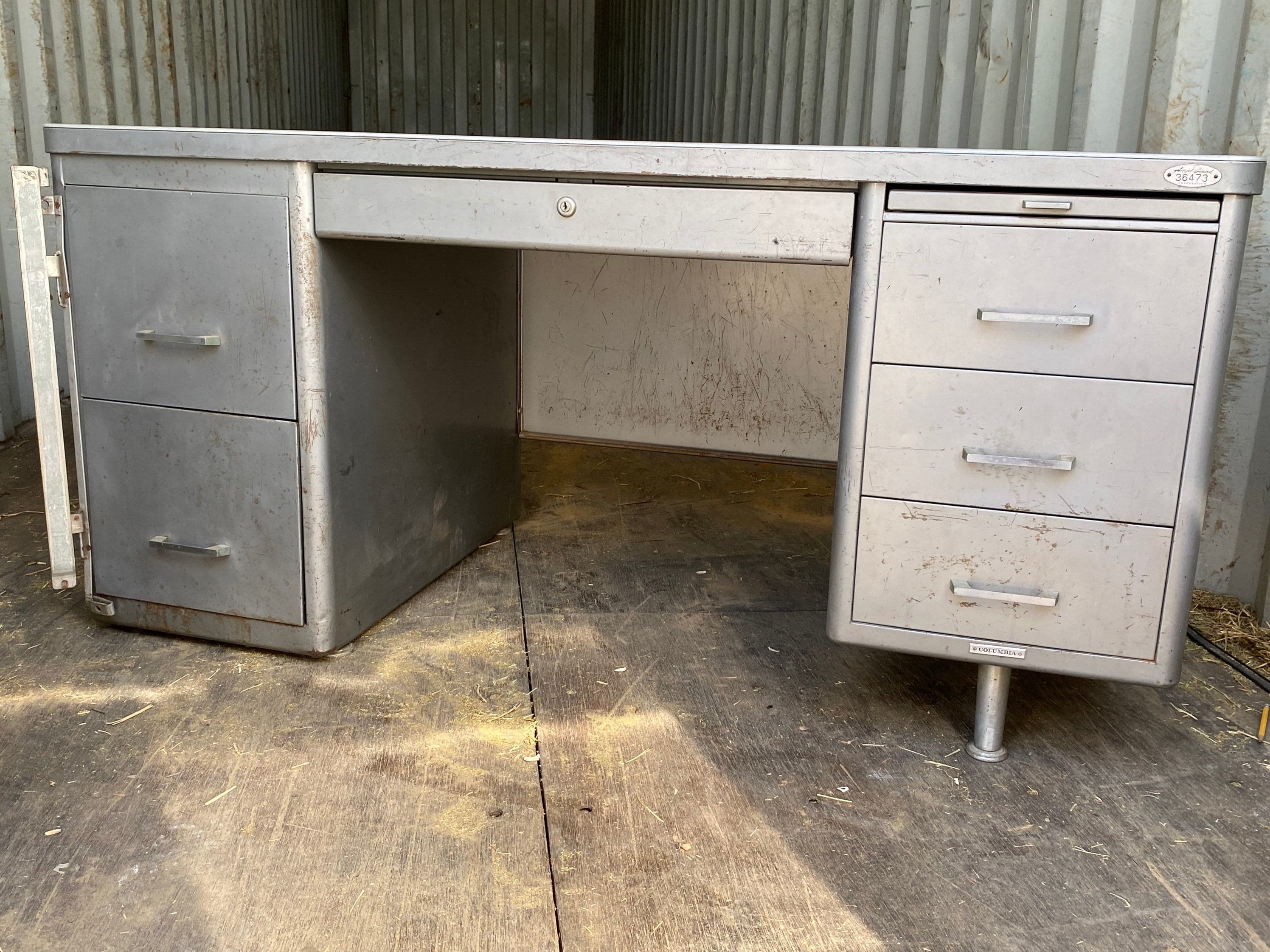 Vintage metal tanker desk set and chair - Thumbnail 9