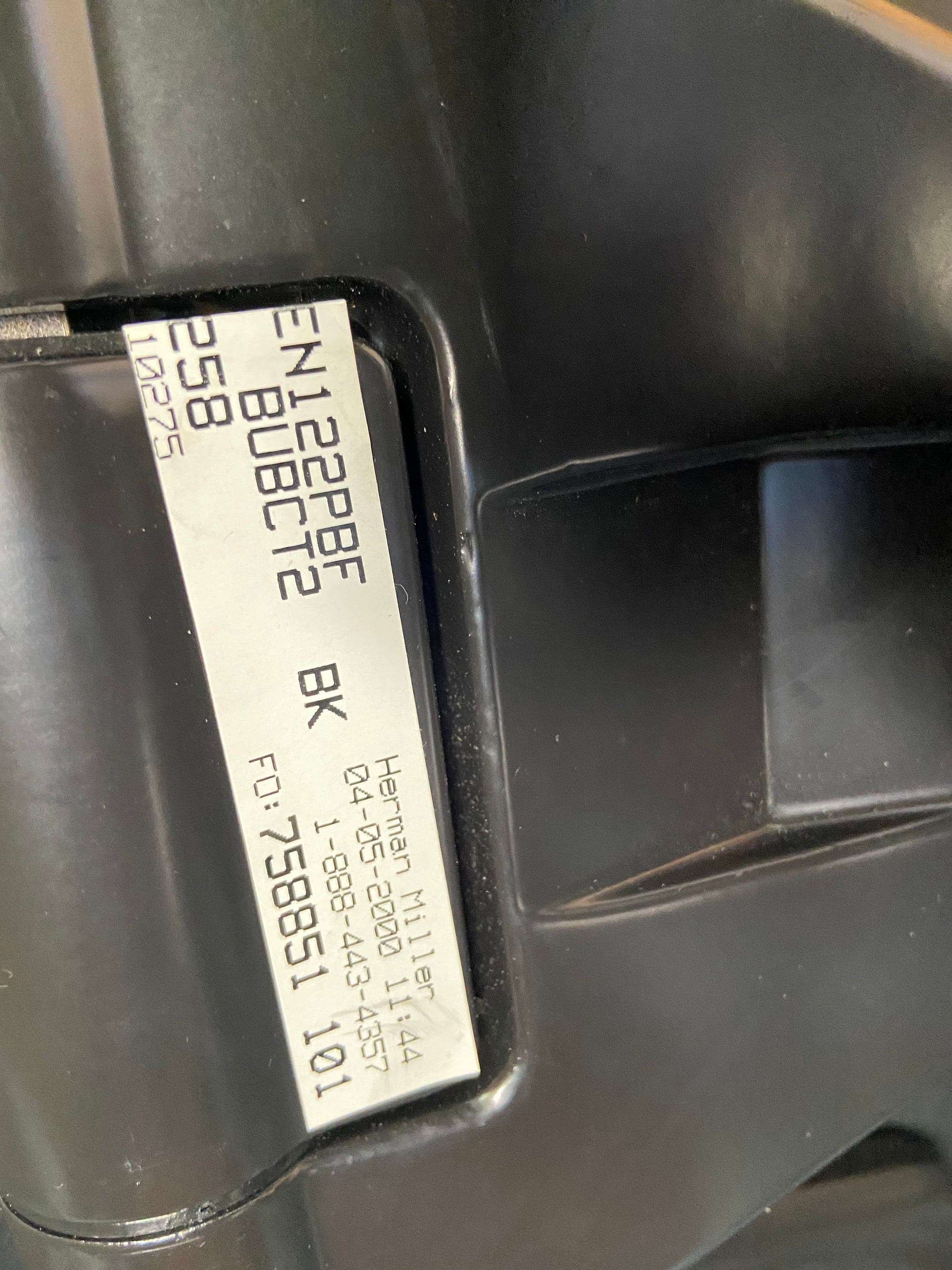 Vintage Herman miller equa leather chair - Thumbnail 3