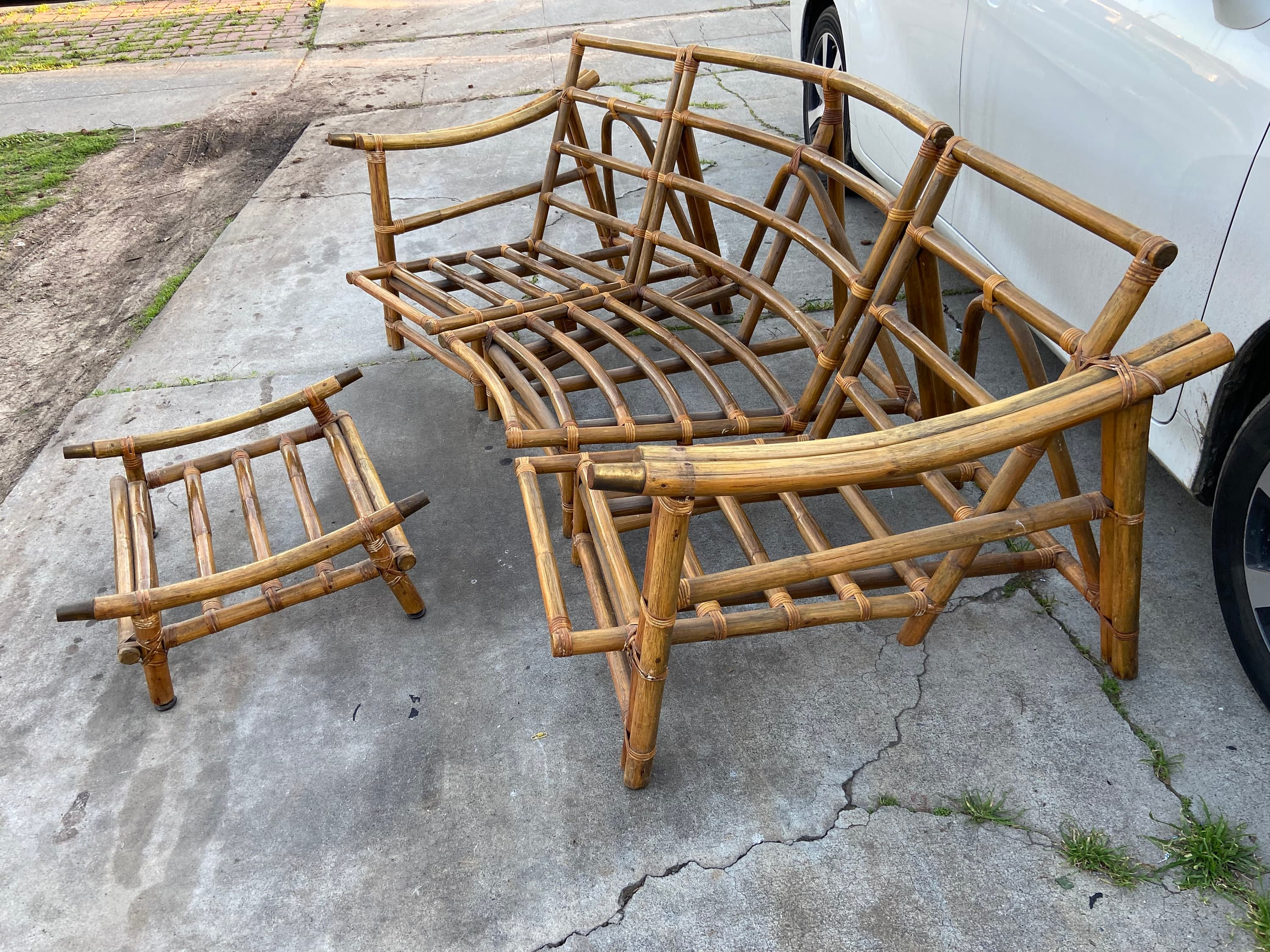 Vintage bamboo rattan sofa frame set no cushions - Thumbnail 3