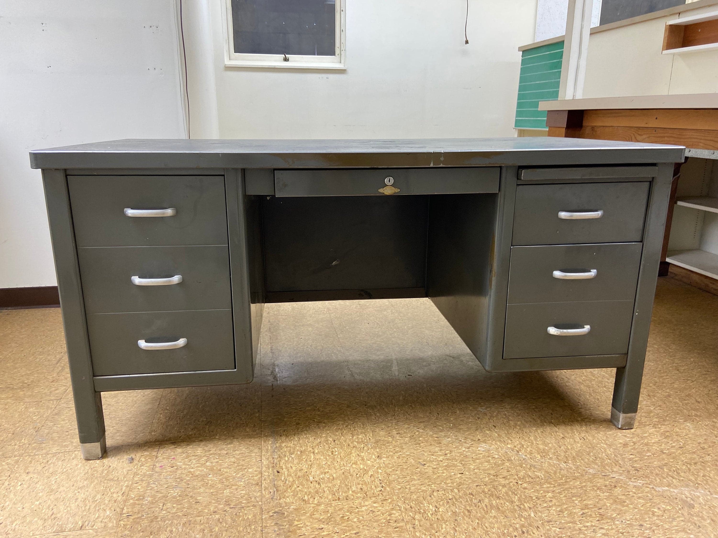 Art metal vintage metal tanker desk with typewriter - Image 1