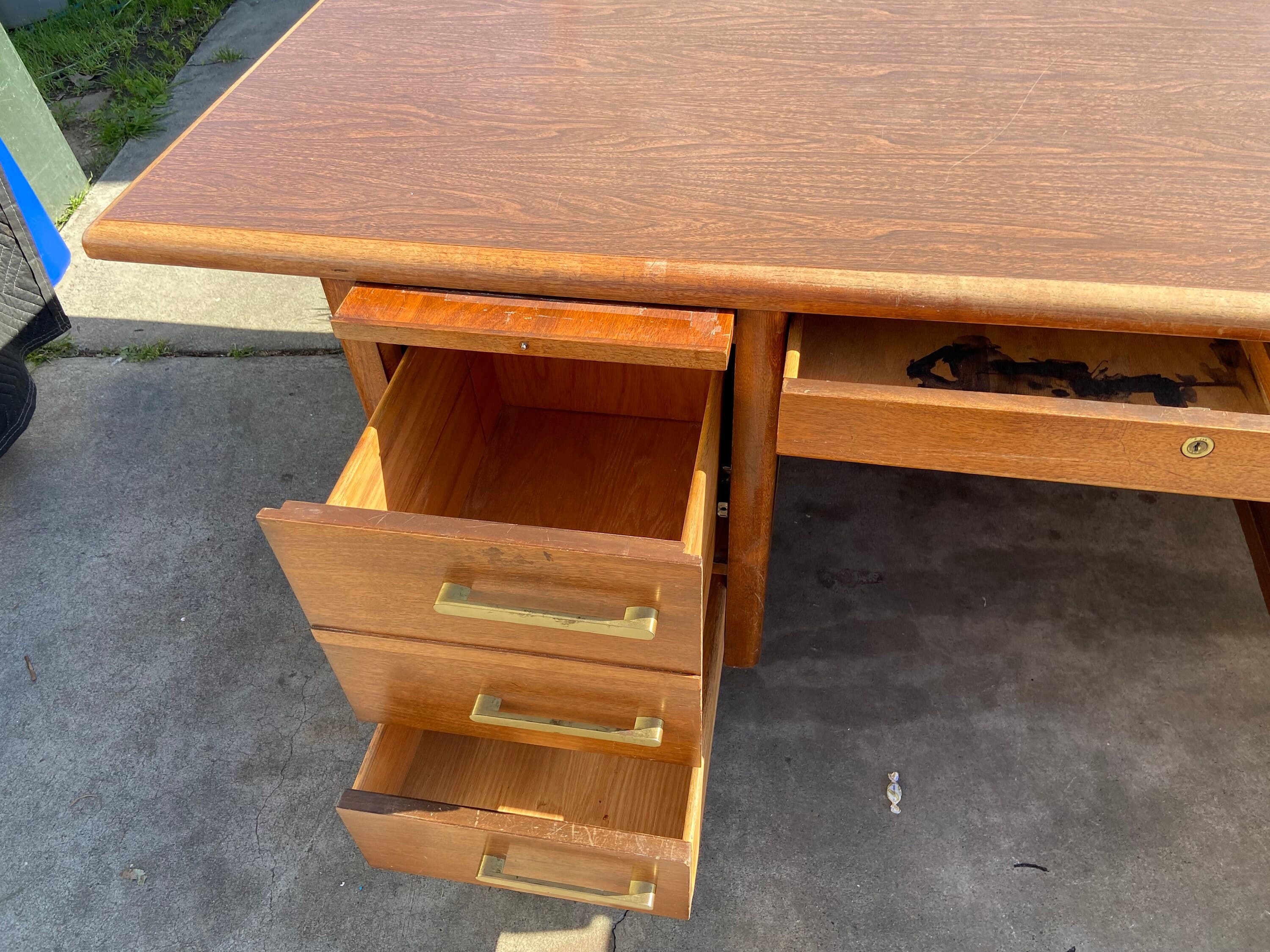 Vintage mid century modern executive desk - Thumbnail 6