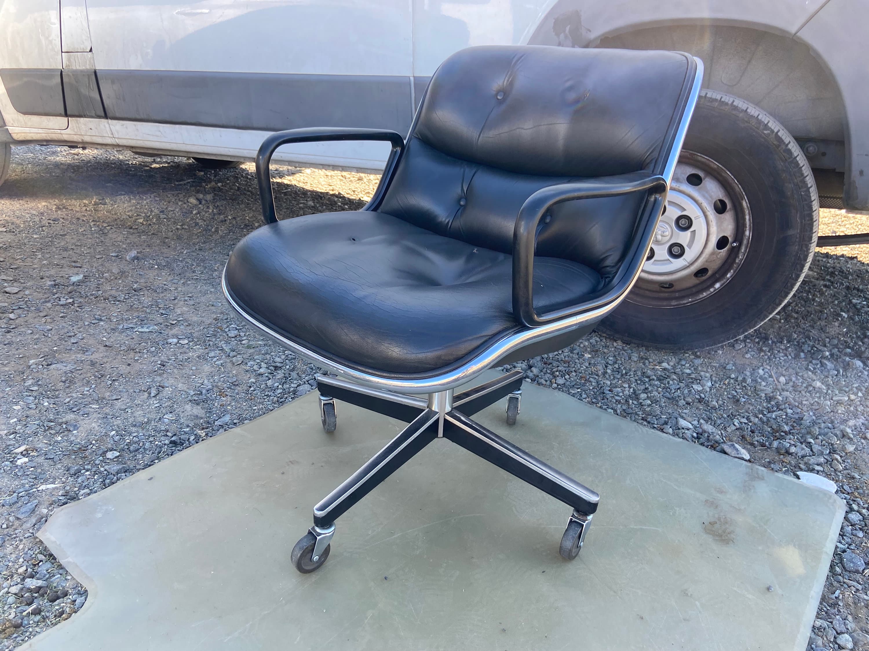 Charles pollock knoll chair - Image 1