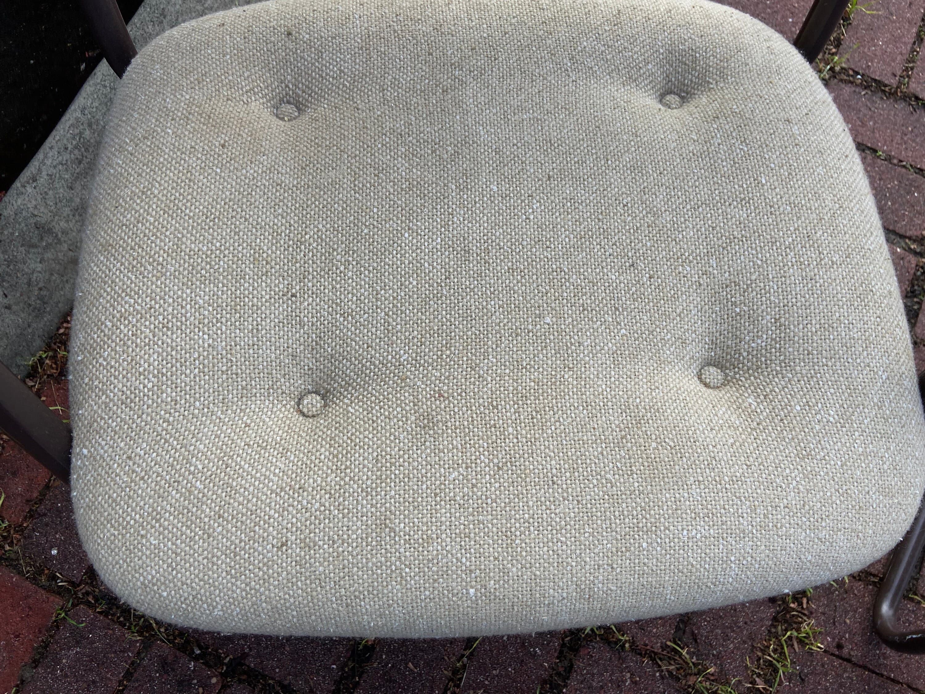 Steelcase vintage cantilevered upholstered armchairs set - Thumbnail 10