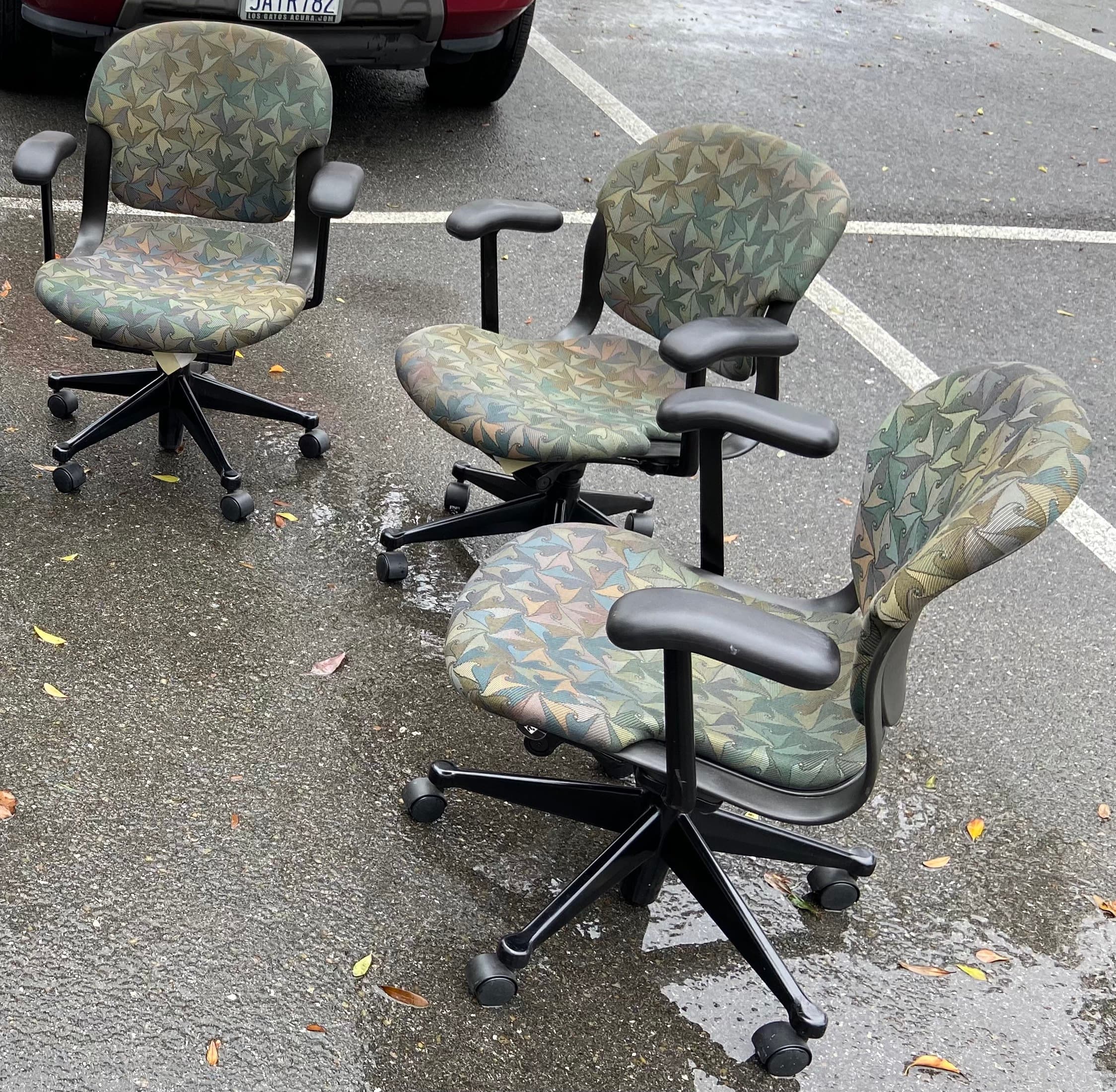 Vintage herman miller equa task conference chair set of 3 - Image 1