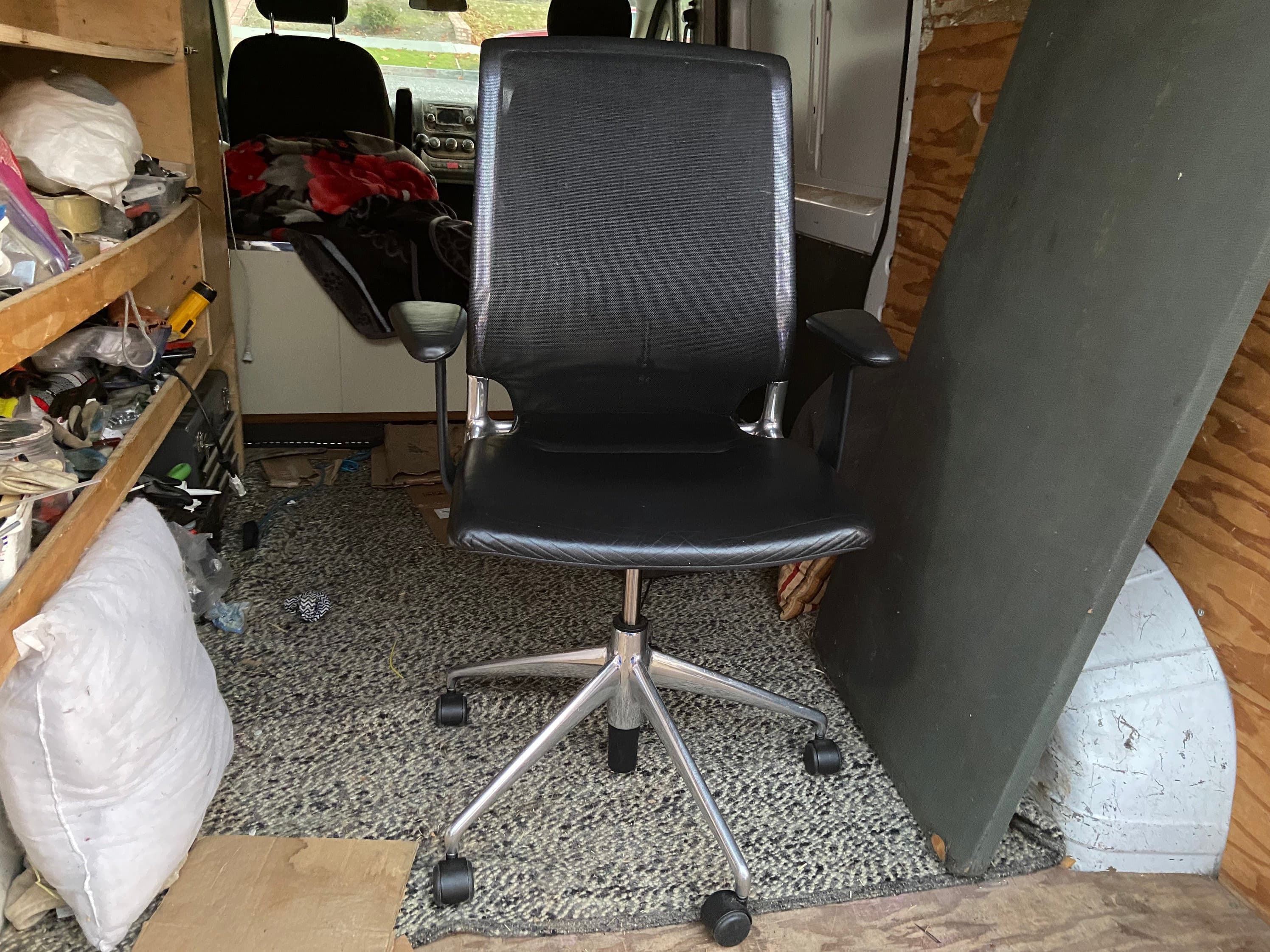 Vintage modern vitra meda chair by Alberto meda - Image 1