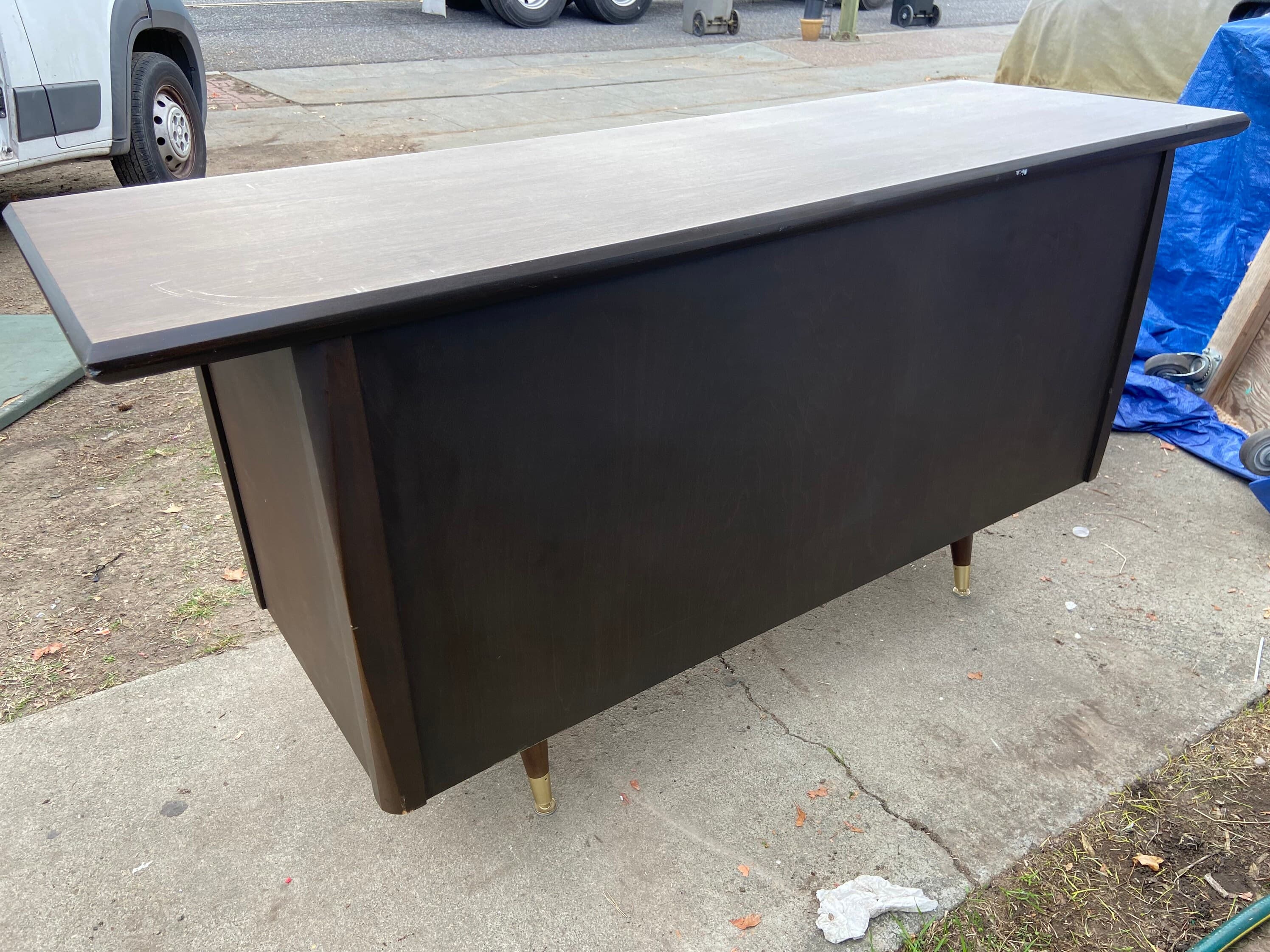 Vintage mid century modern credenza - Thumbnail 10