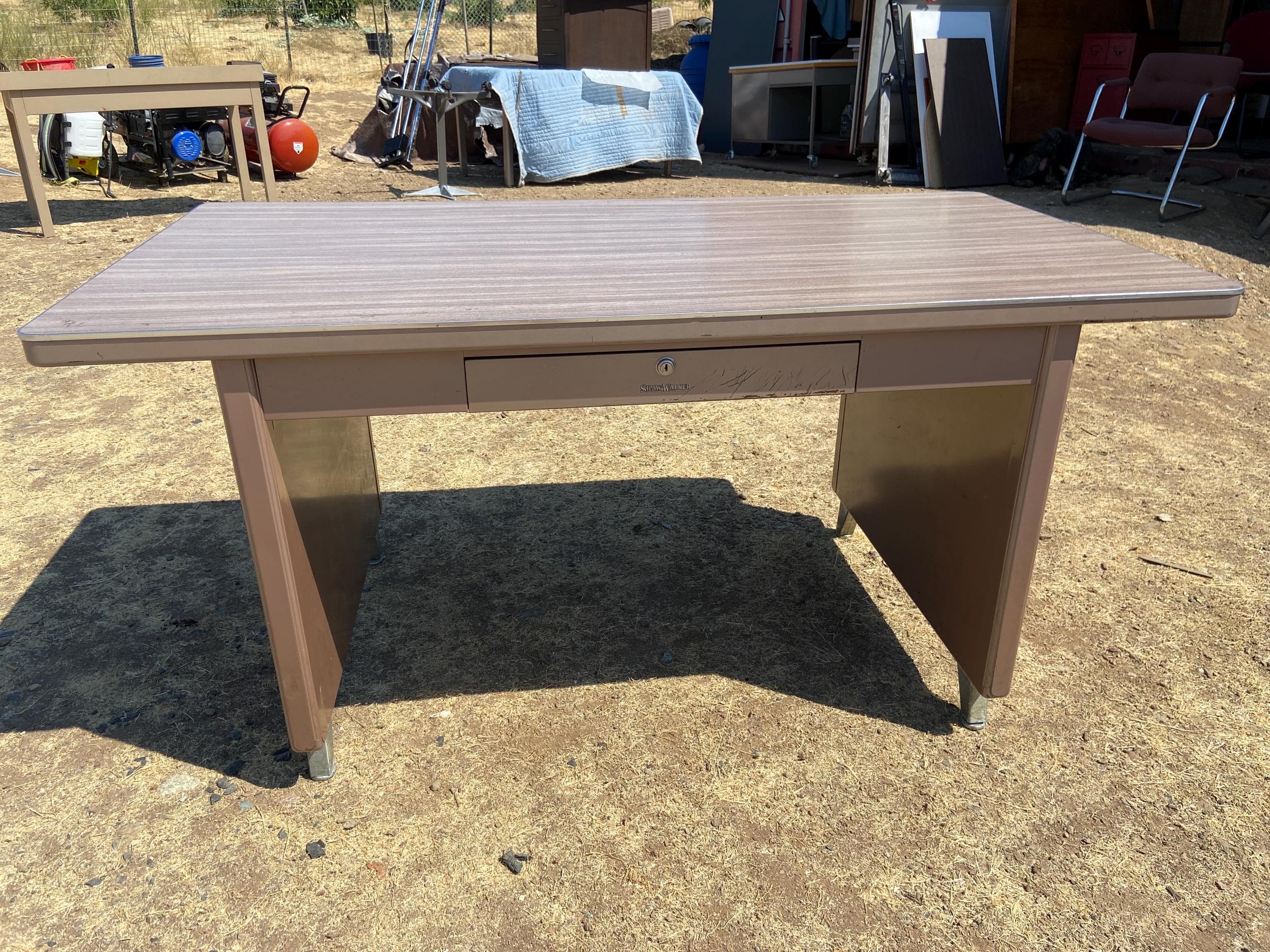 Shaw walker tanker desk - Thumbnail 5