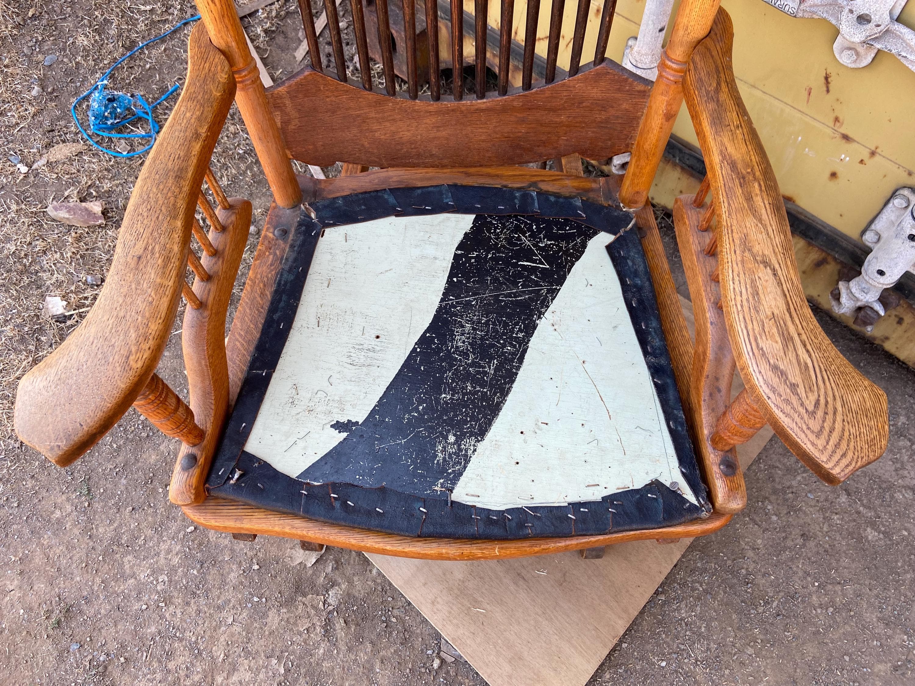 antique rocking chair - Thumbnail 5