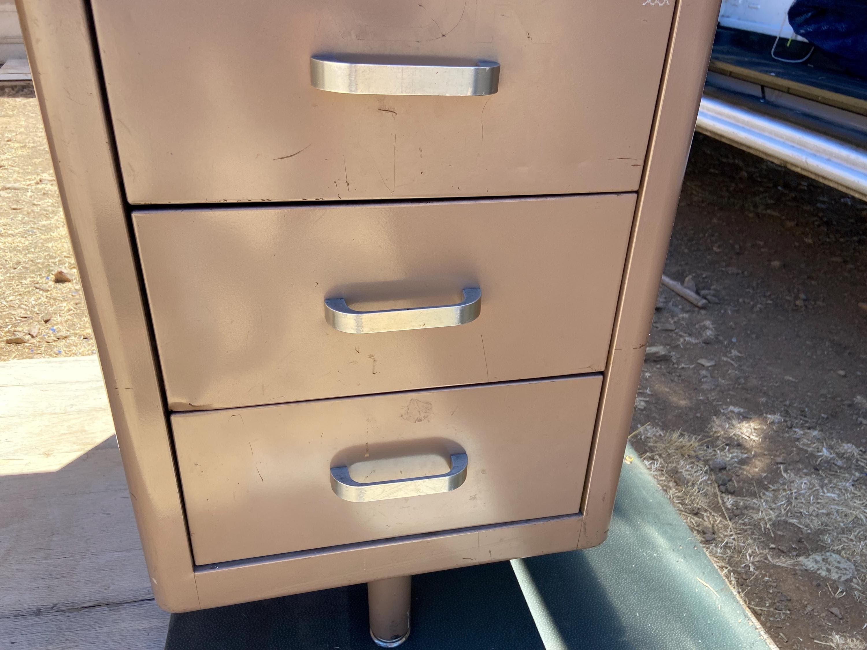 McDowell and Craig tanker desk - Thumbnail 9