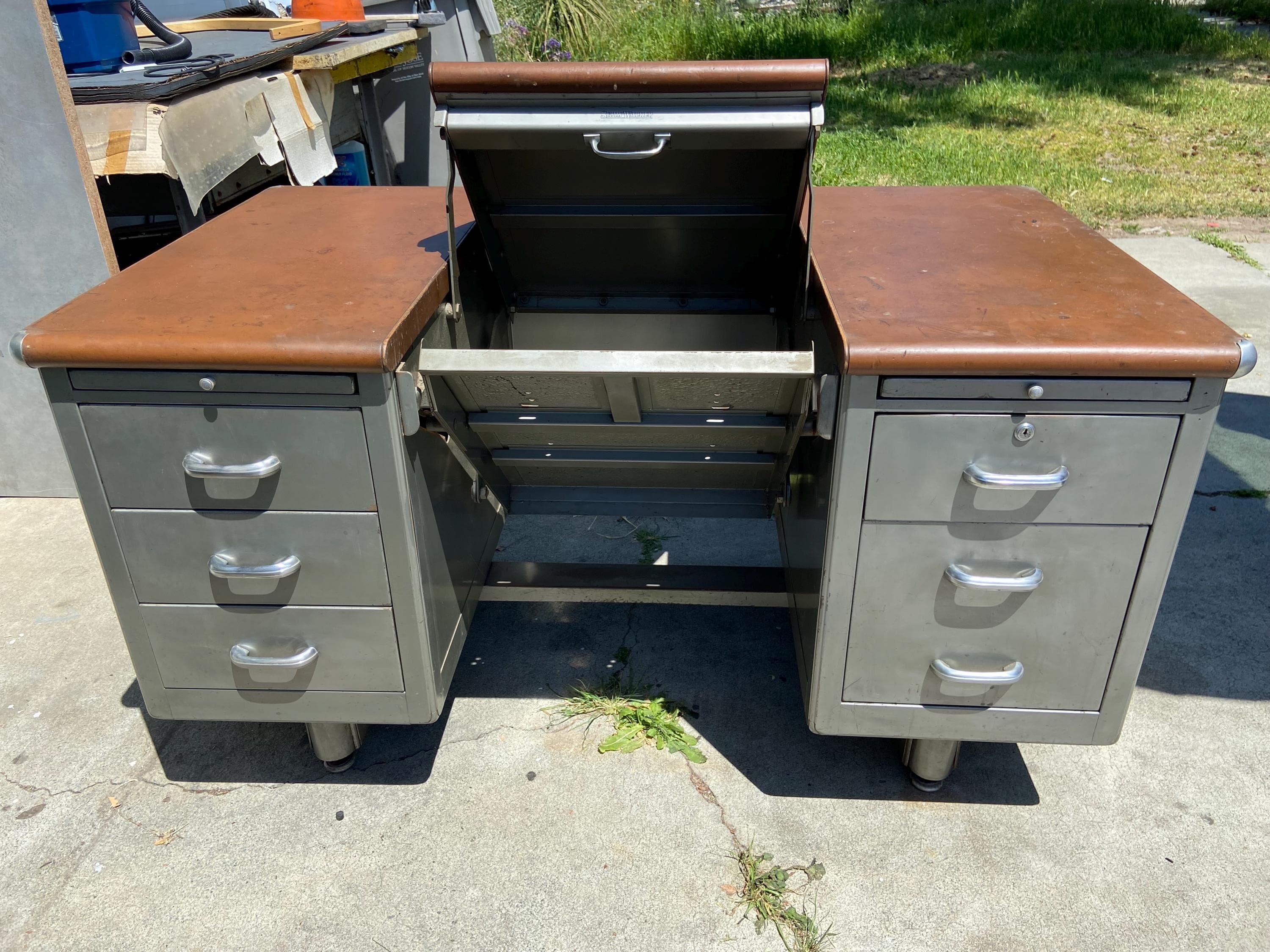 Shaw walker typewriter tanker metal desk - Image 1