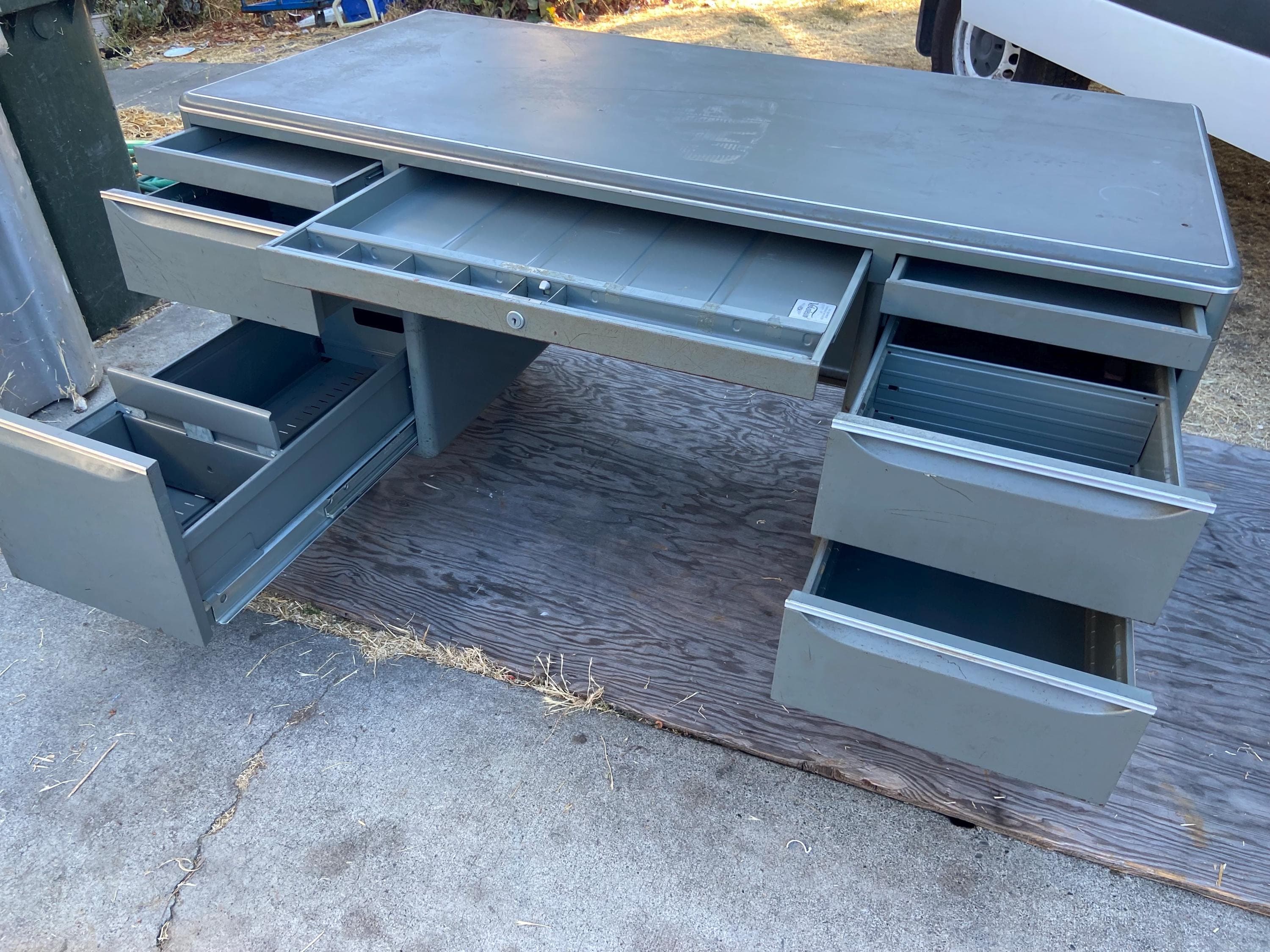 general fireproofing art deco tanker desk - Thumbnail 7