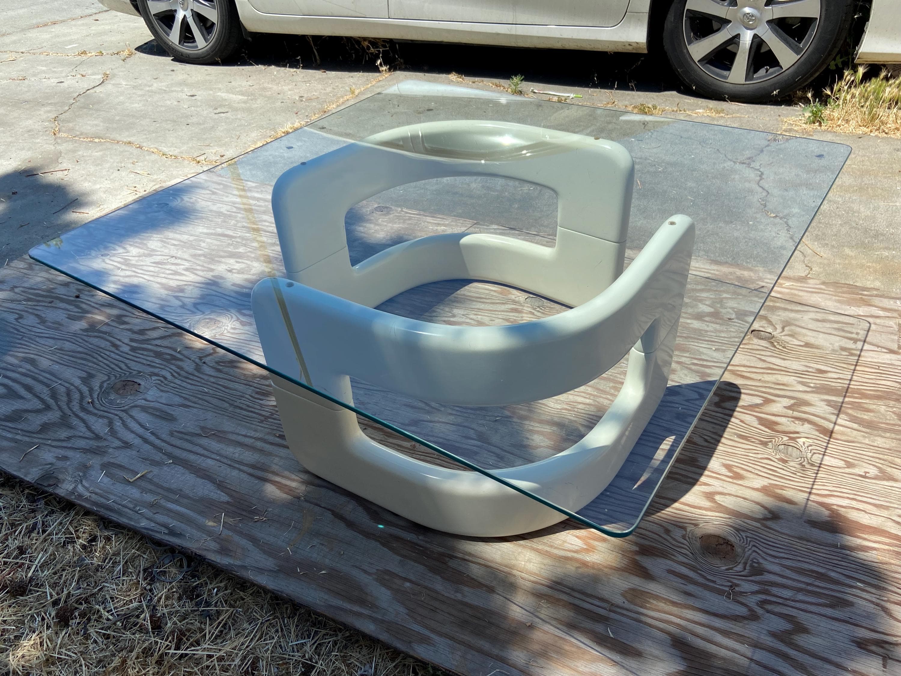 space age Hollywood regency glass coffee table - Thumbnail 4