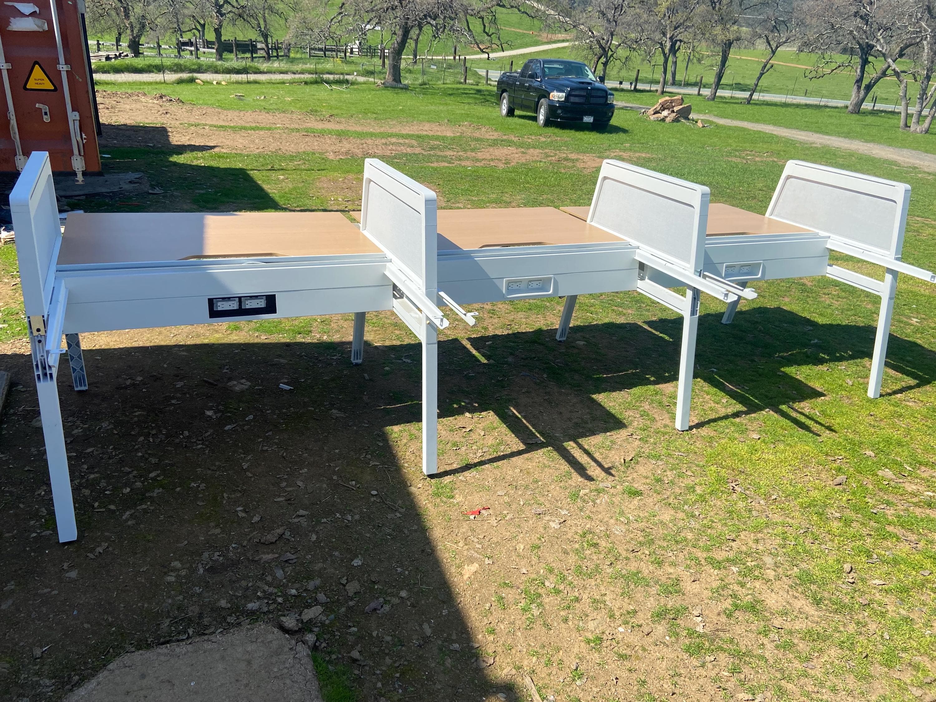 steelcase turnstone Bivi desk for 6 - Thumbnail 4