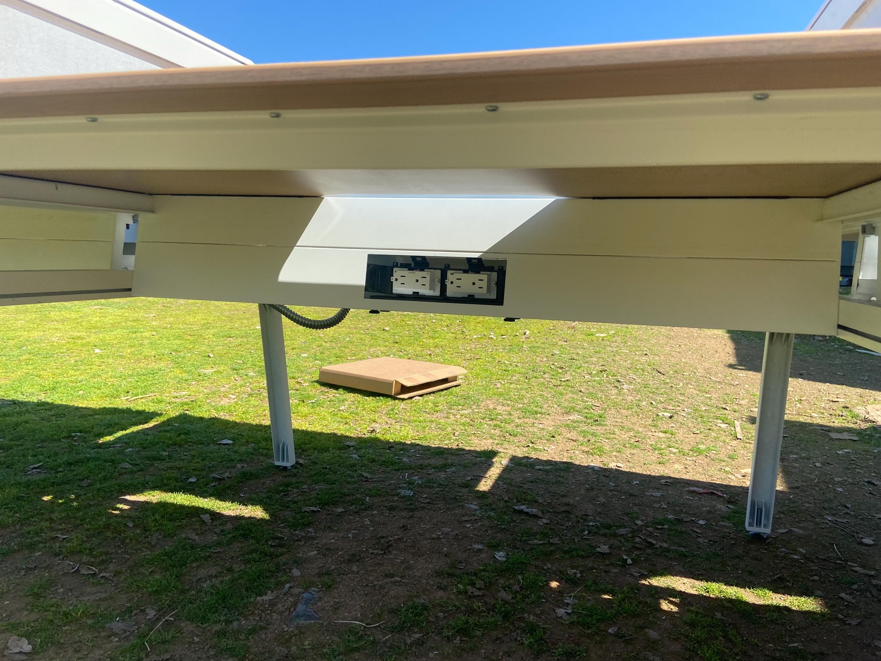 steelcase turnstone Bivi desk for 6 - Thumbnail 8