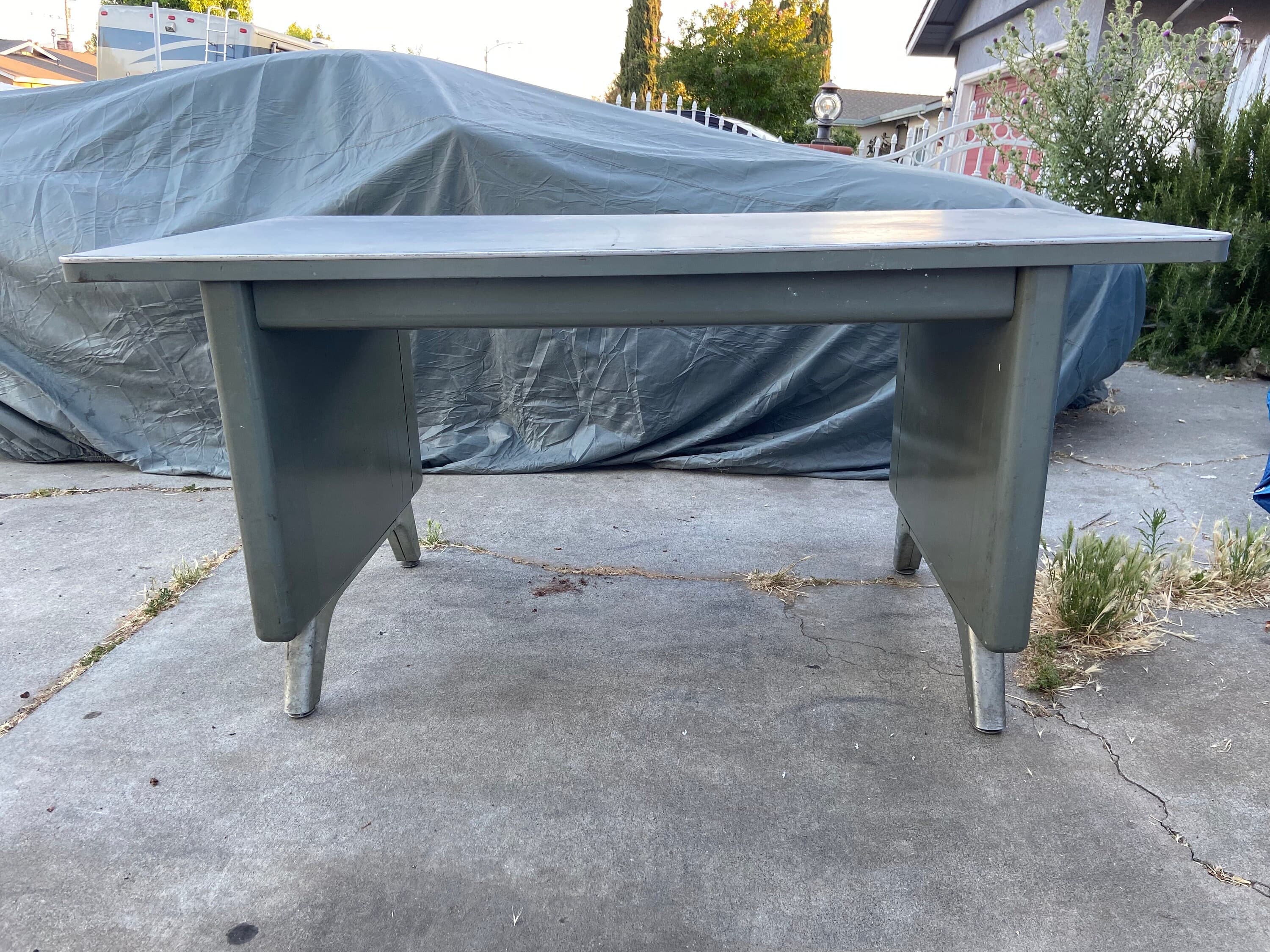 Cole steel vintage metal tanker desk - Image 1