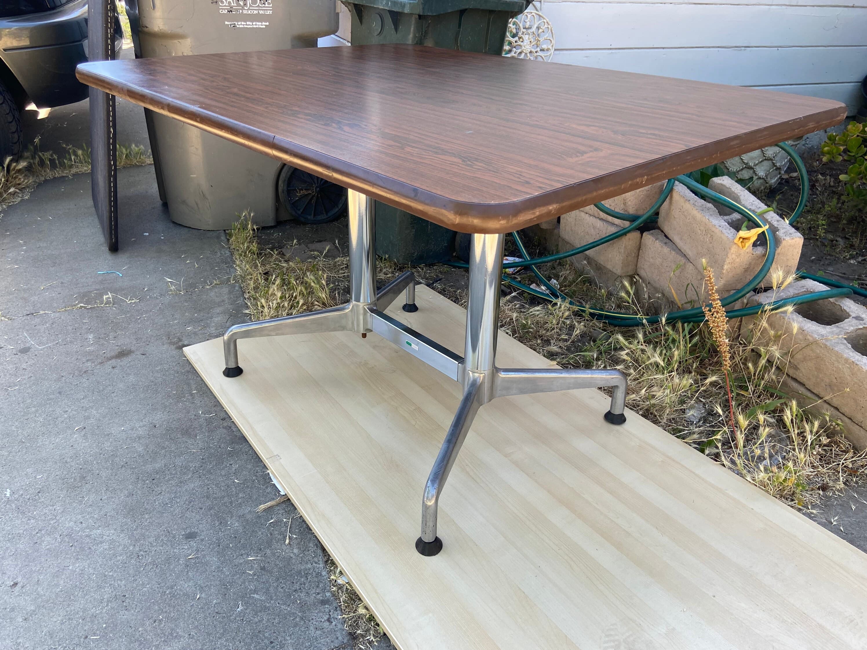Herman Miller style vintage conference dining table - Thumbnail 7