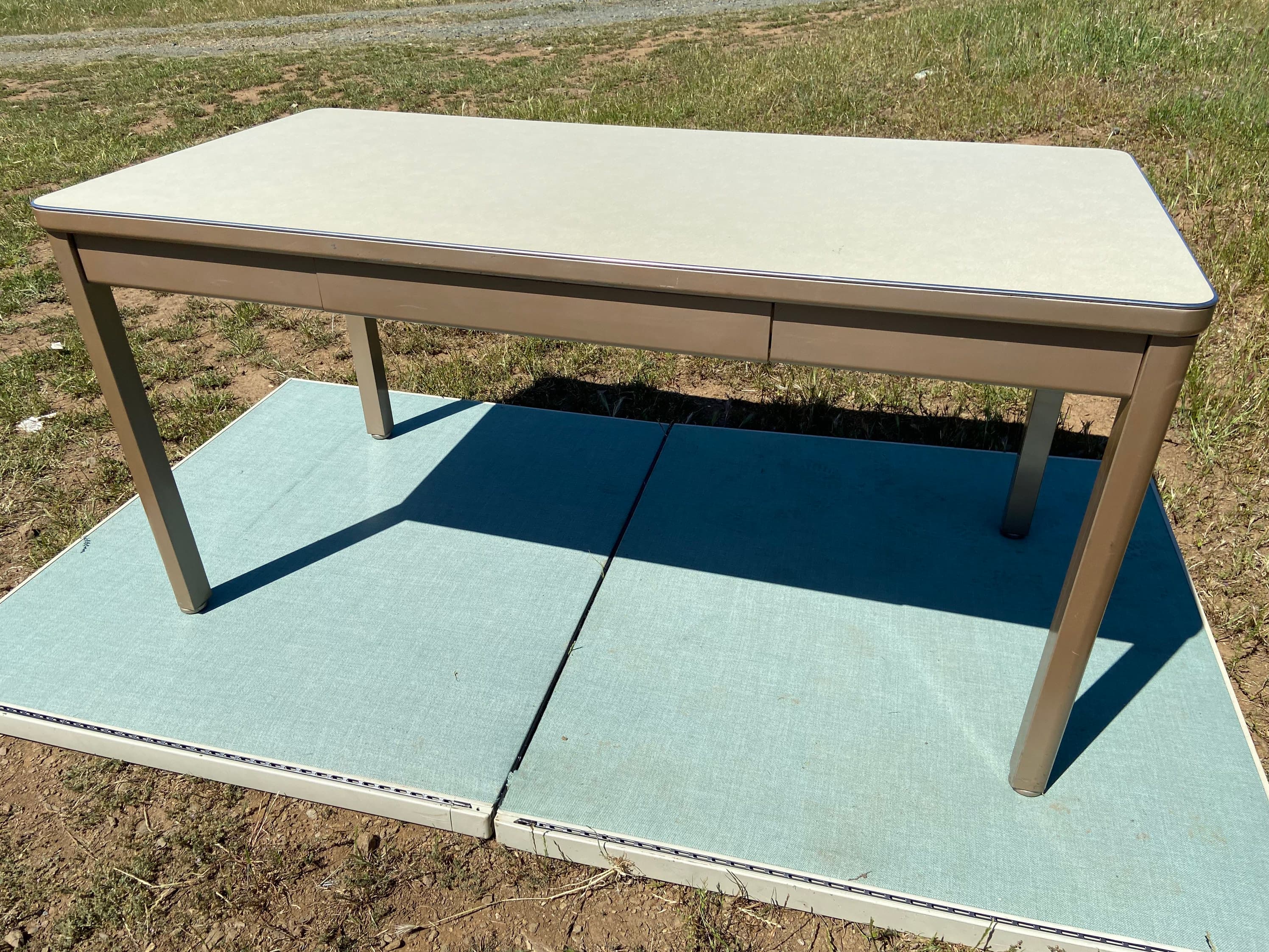 Vintage mid century modern metal tanker desk table - Thumbnail 9