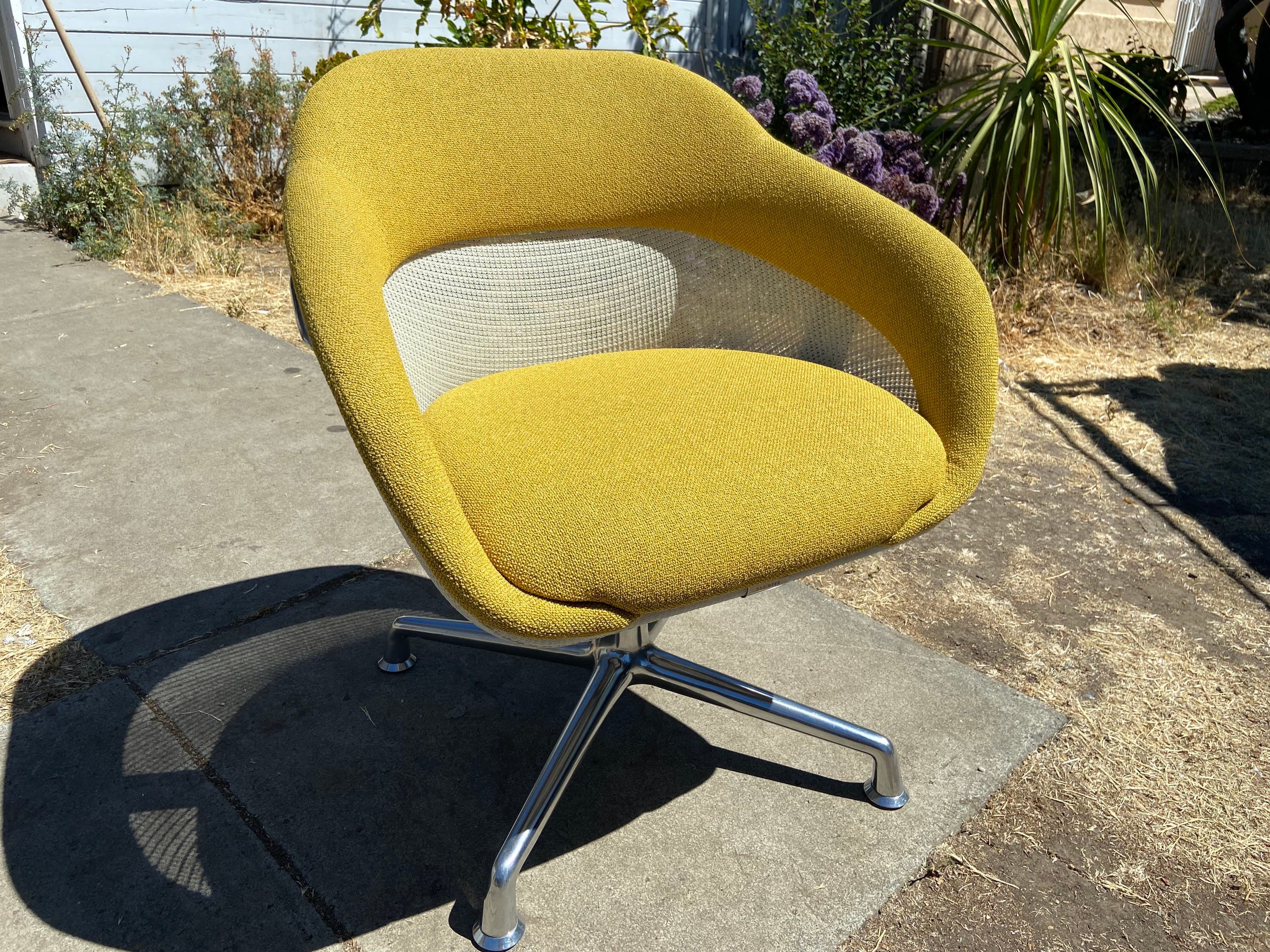 Steelcase coalesse lounge chairs s-w 1 - Thumbnail 5