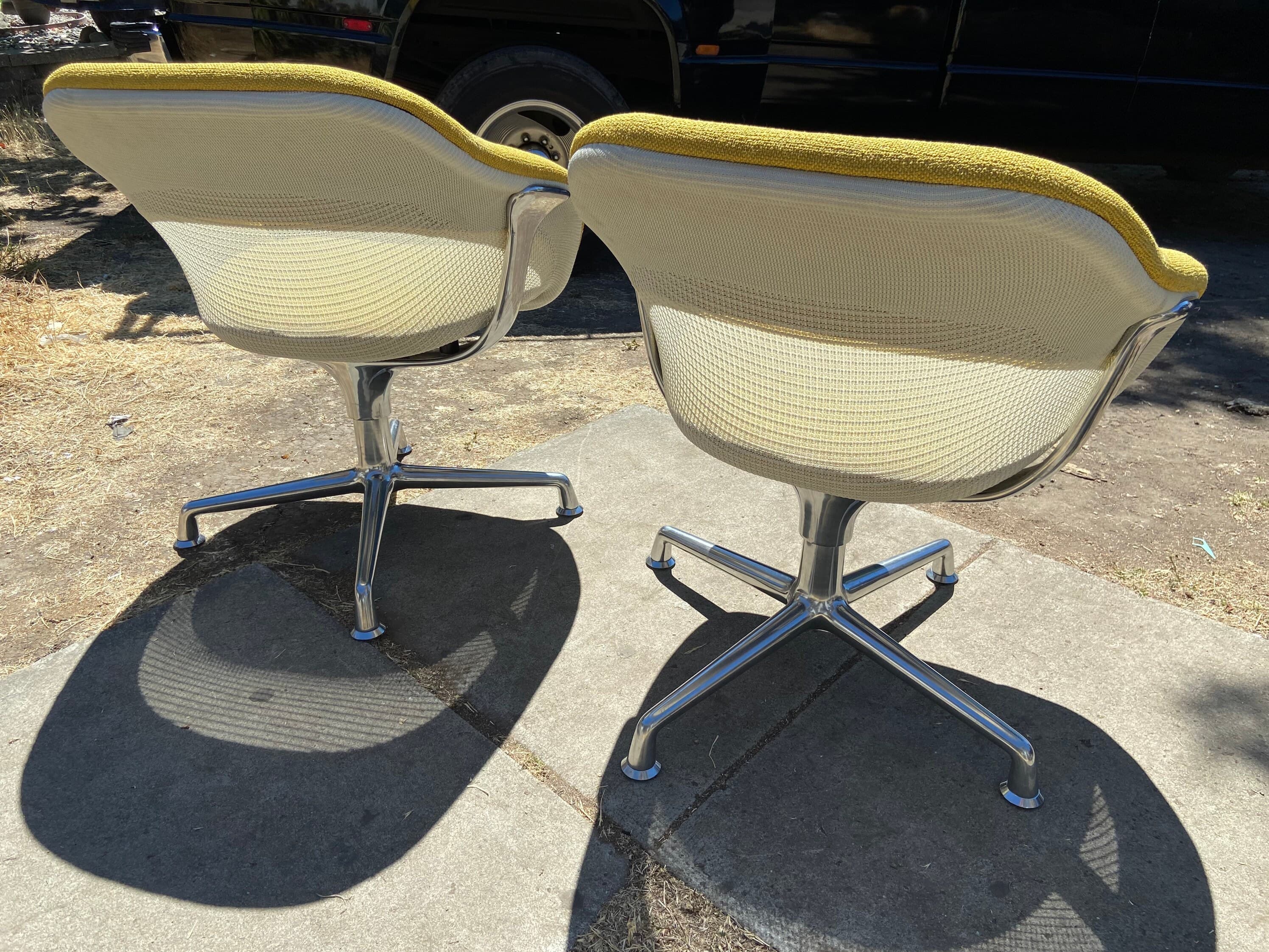 Steelcase coalesse lounge chairs s-w 1 - Thumbnail 3