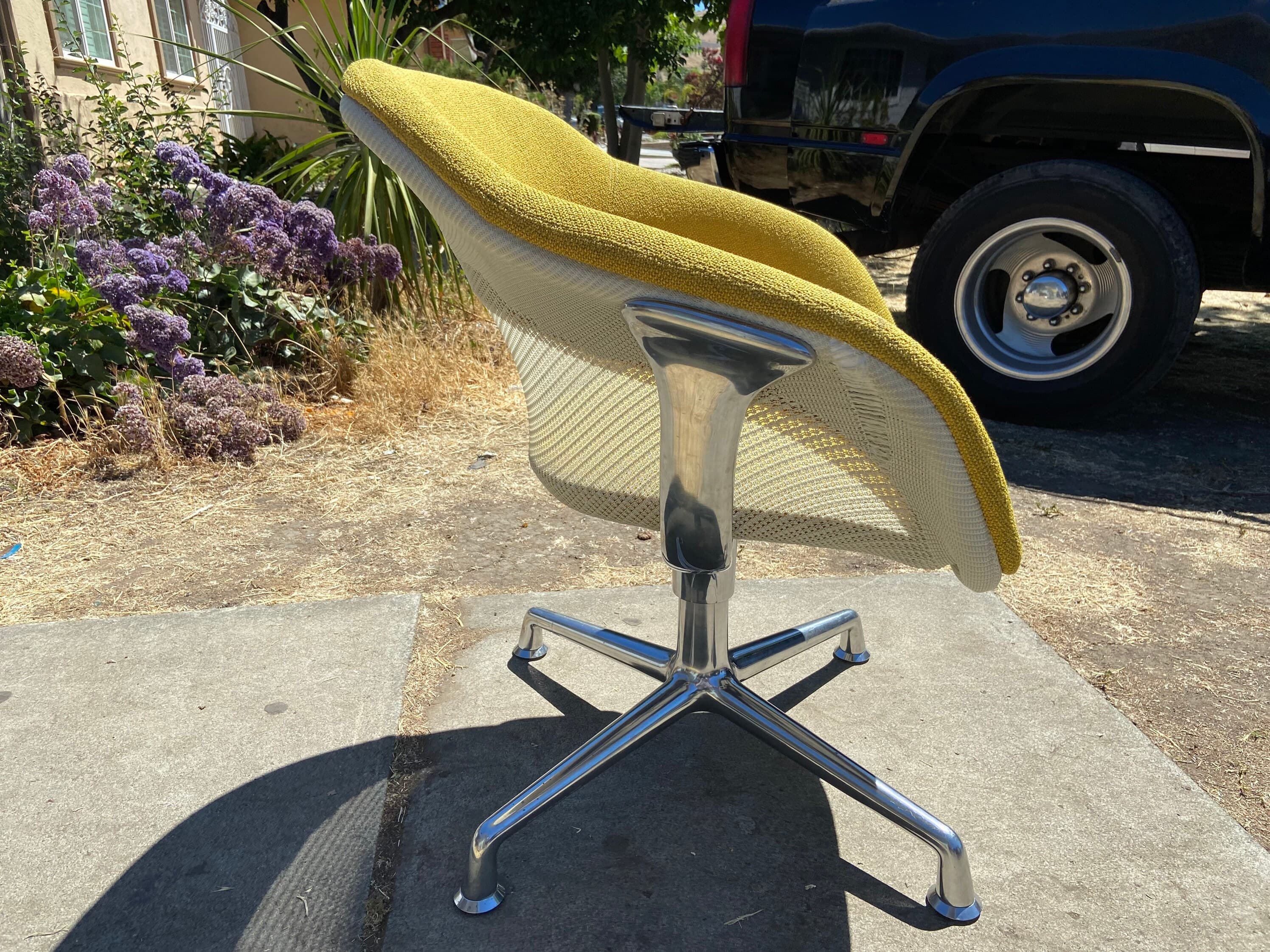 Steelcase coalesse lounge chairs s-w 1 - Thumbnail 2