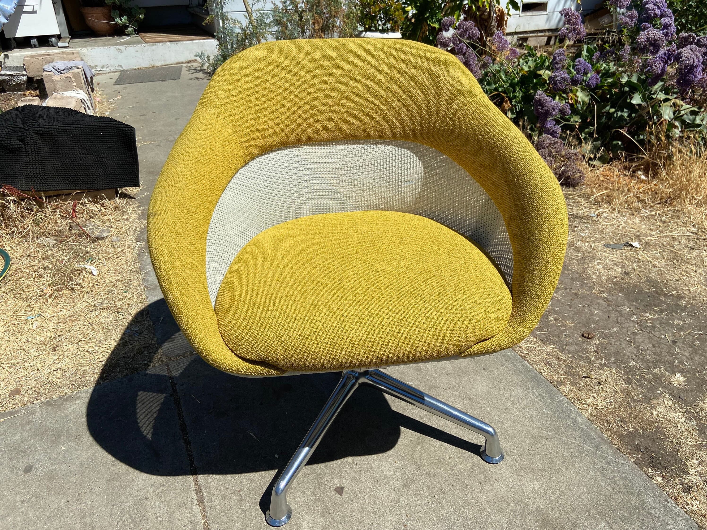 Steelcase coalesse lounge chairs s-w 1 - Thumbnail 6