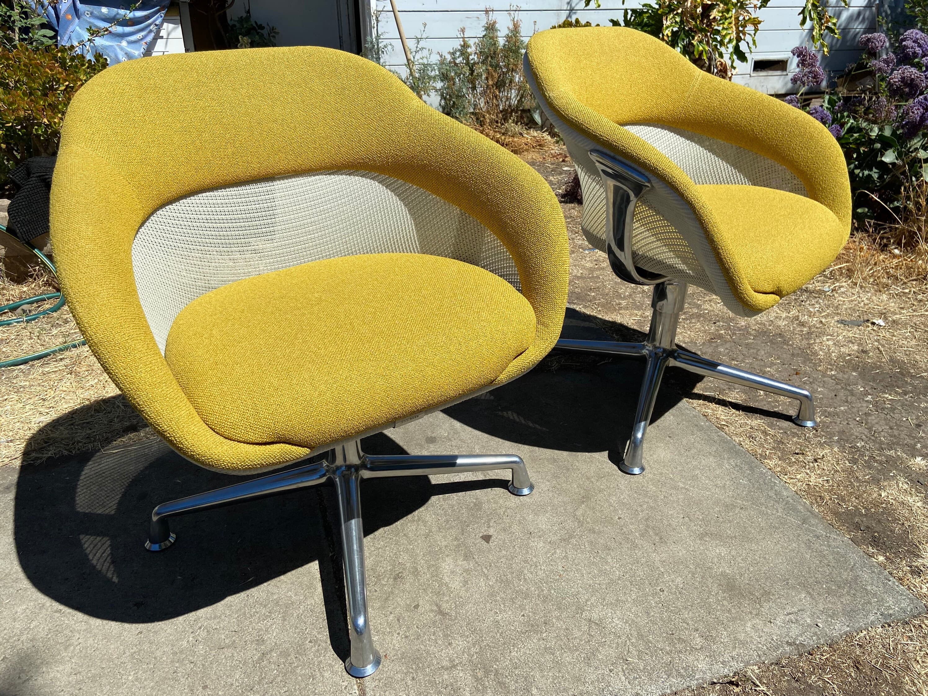 Steelcase coalesse lounge chairs s-w 1 - Thumbnail 10