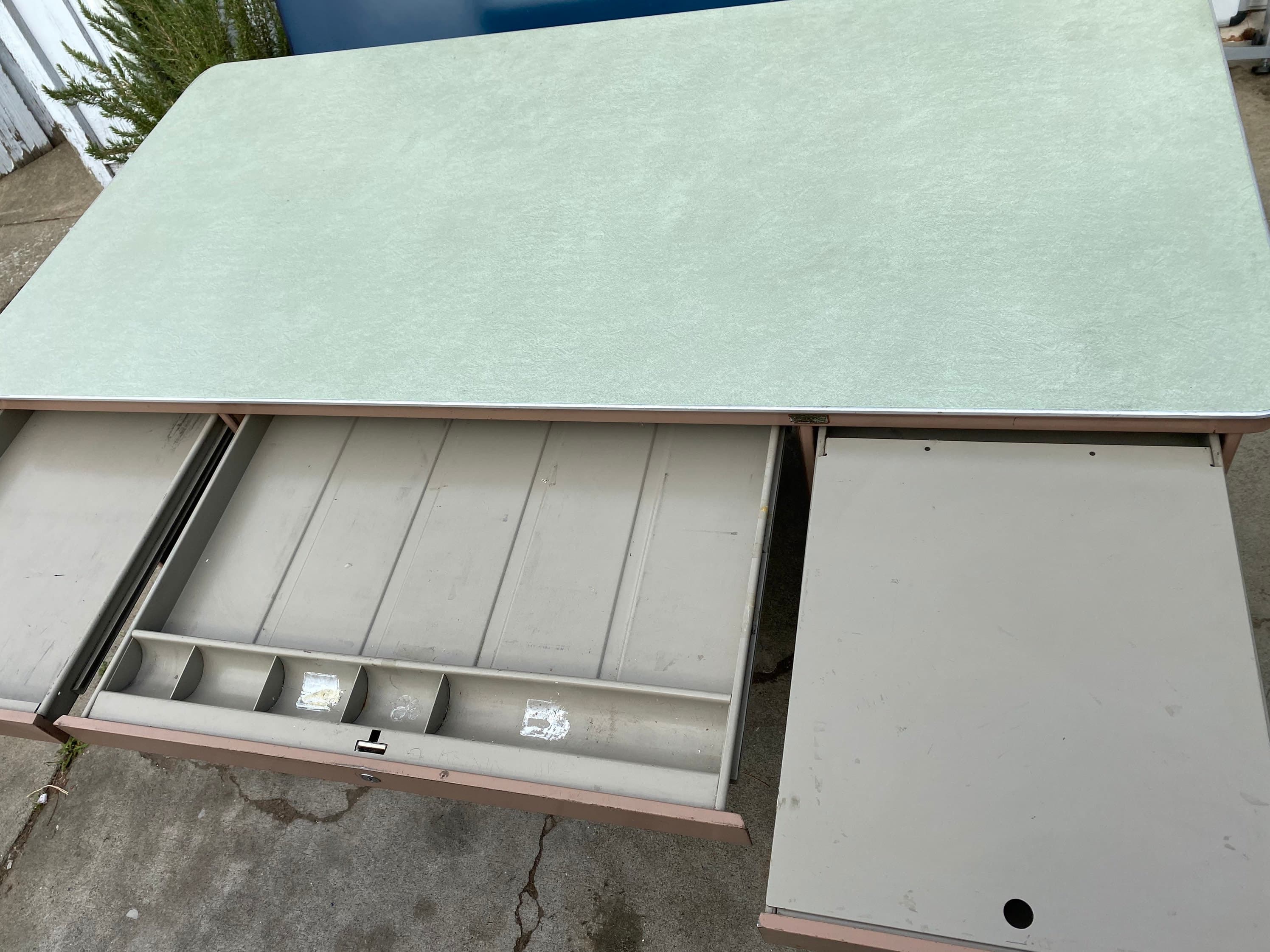 General fireproofing vintage metal tanker desk - Thumbnail 5