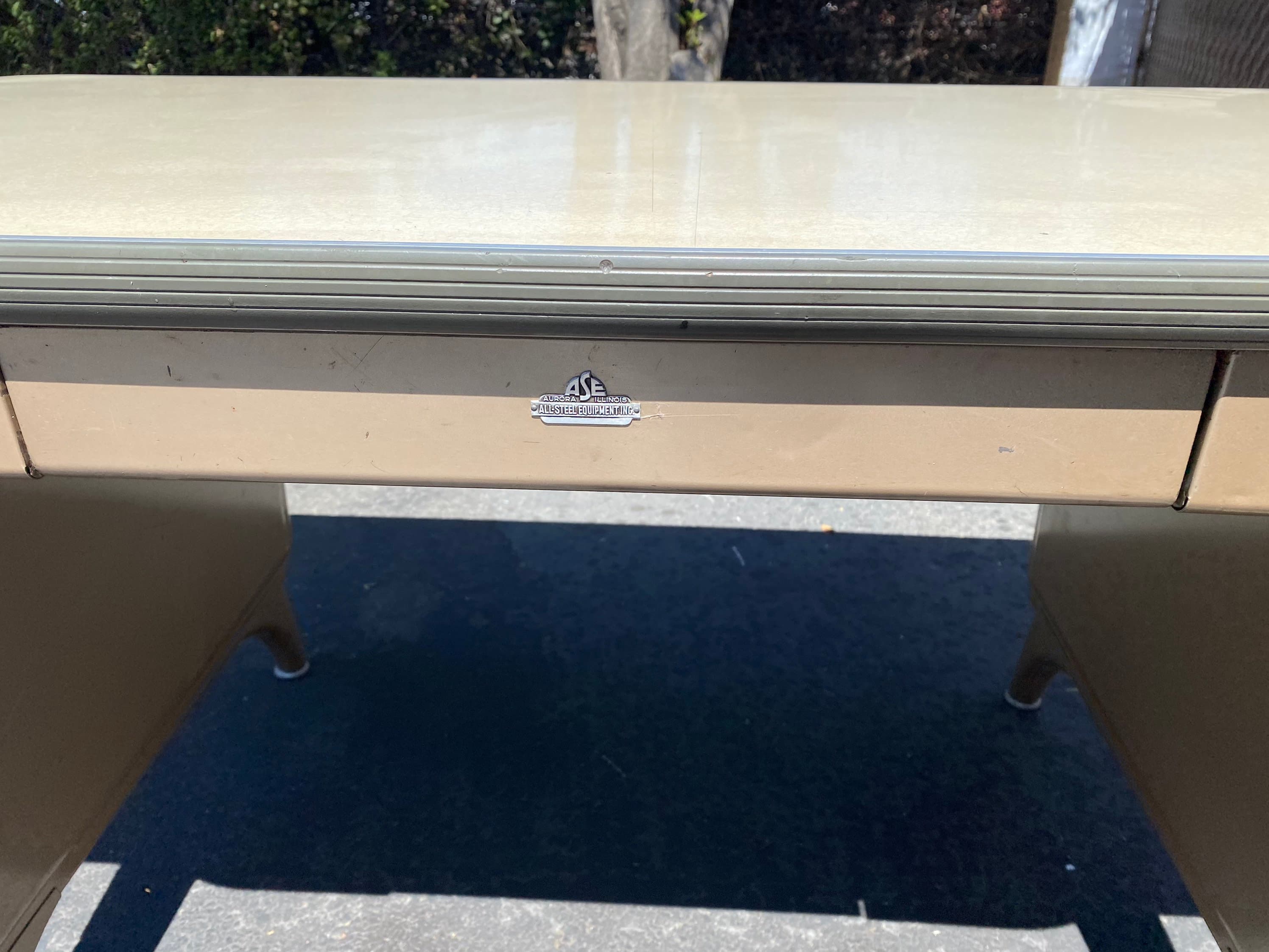 Allsteel brand vintage metal tanker desk - Thumbnail 9