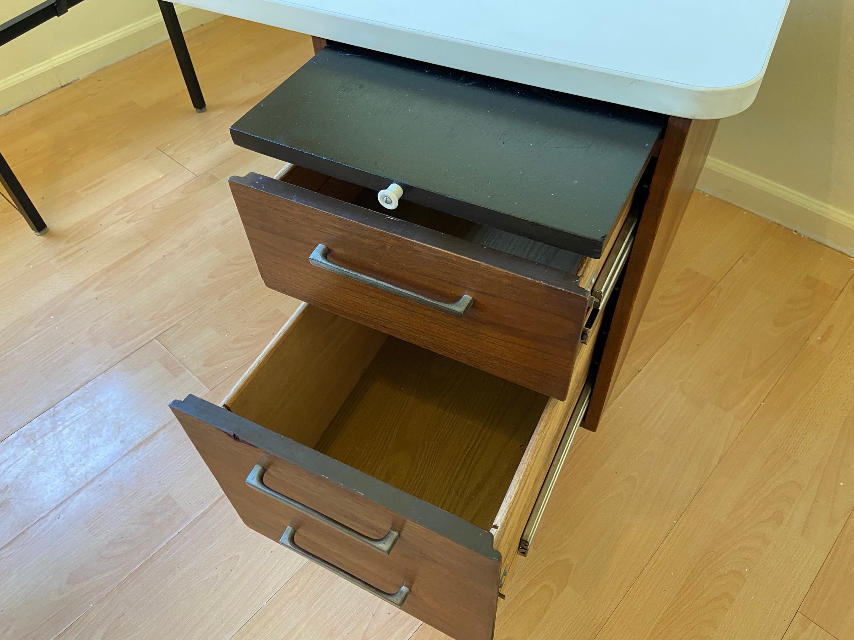 Vintage mid century modern wood veneer executive desk - Thumbnail 3