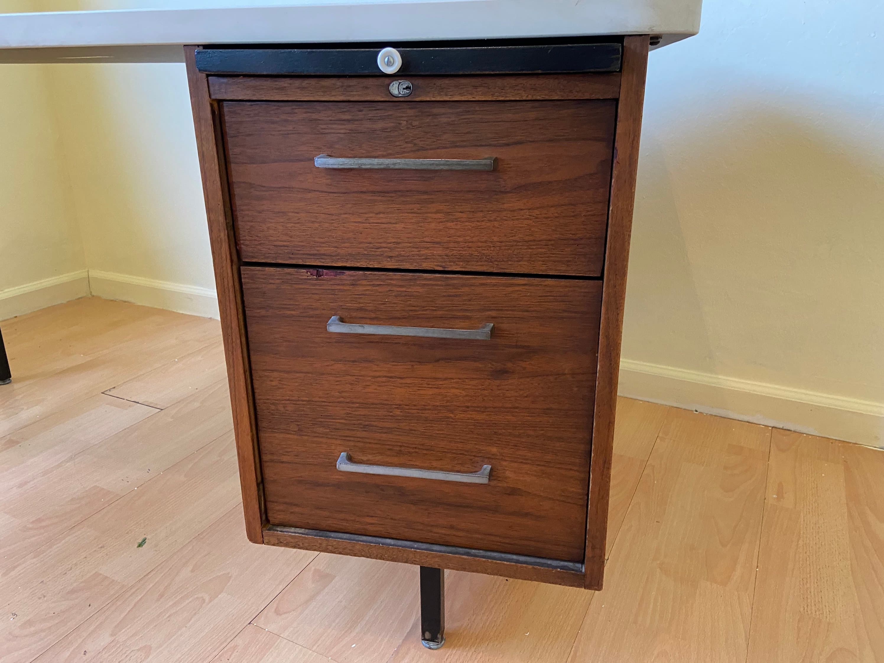 Vintage mid century modern wood veneer executive desk - Thumbnail 7