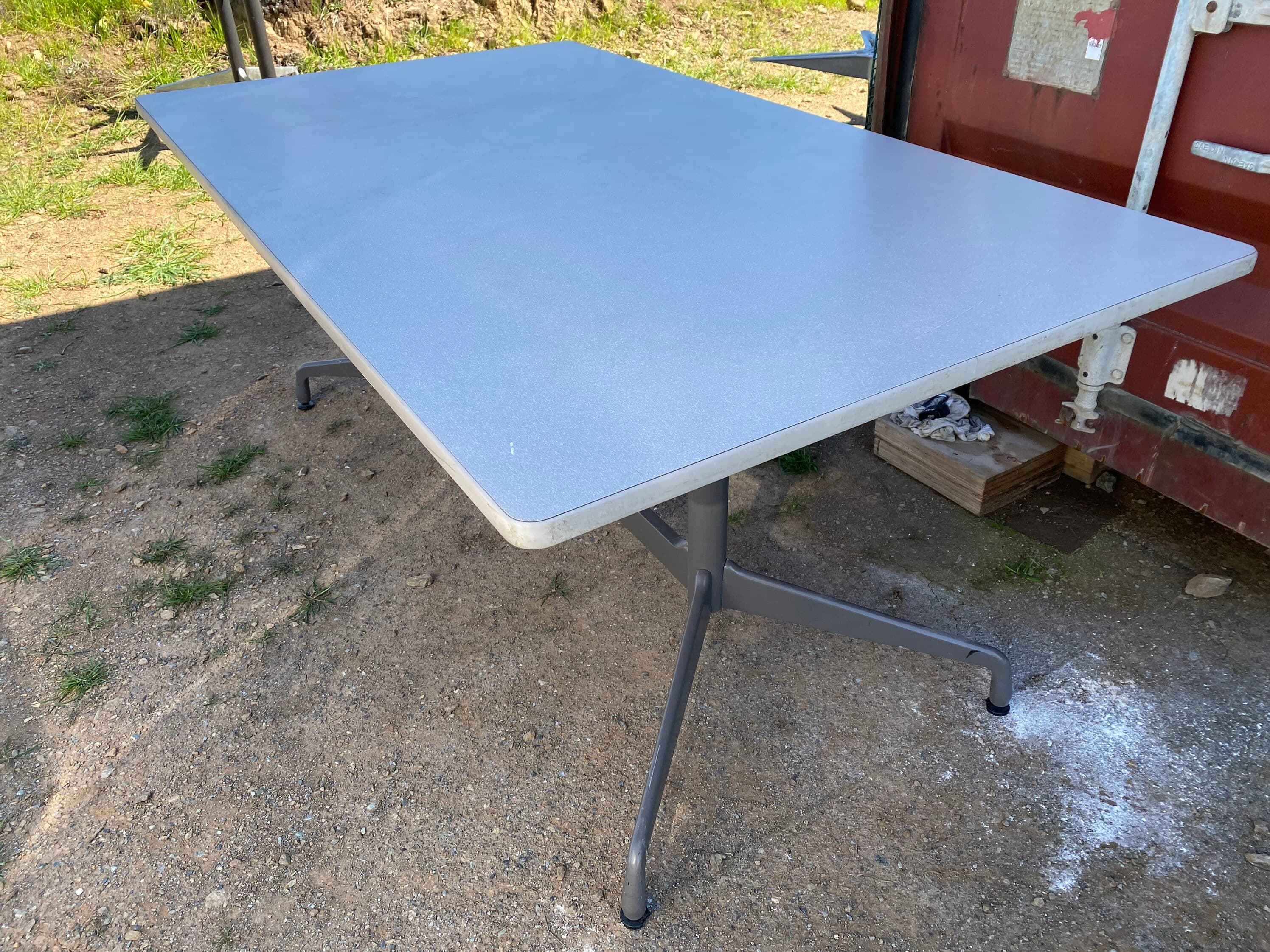 Herman Miller conference table - Thumbnail 5