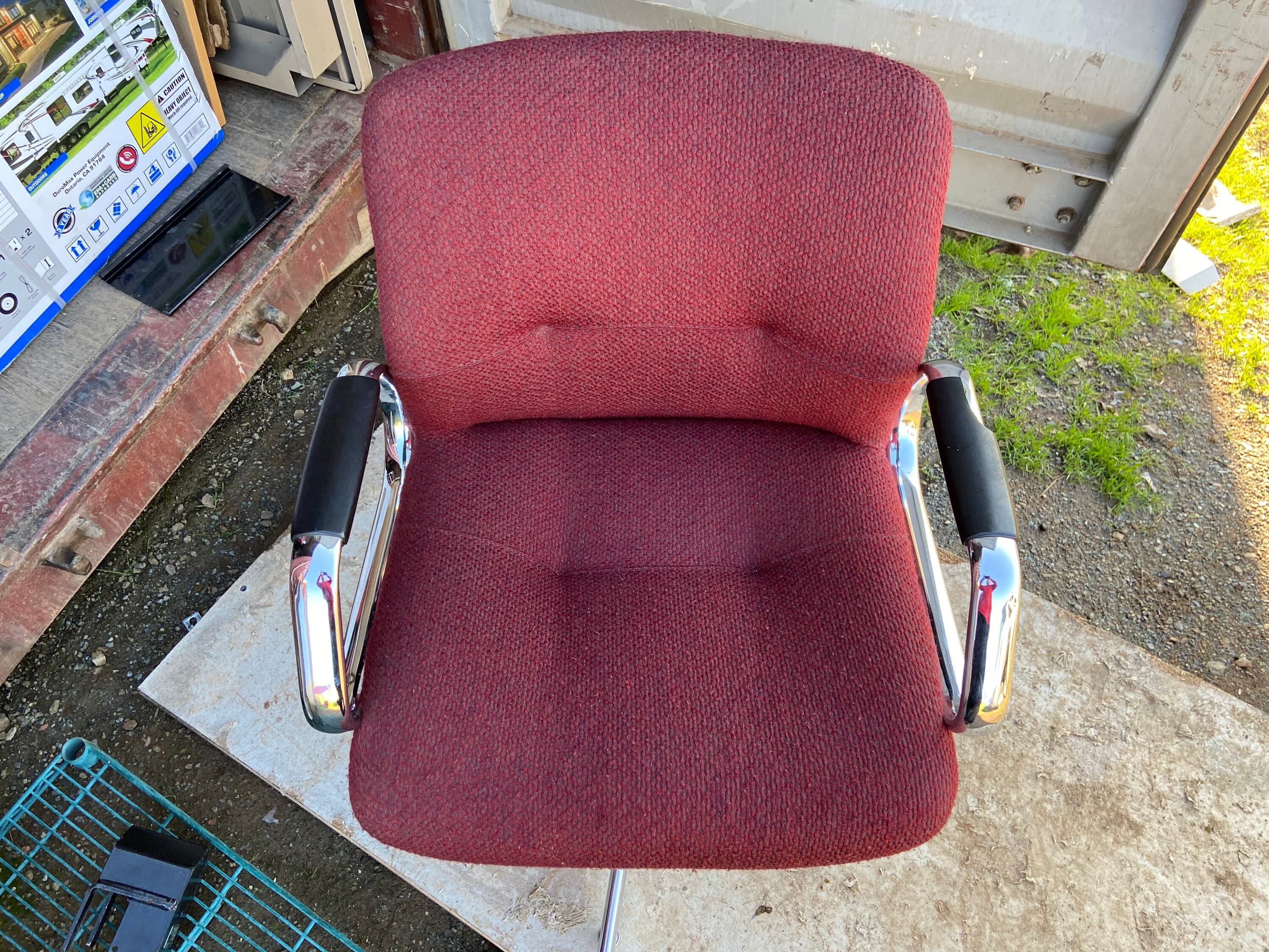 Vintage mid century modern steelcase accent chair - Thumbnail 10