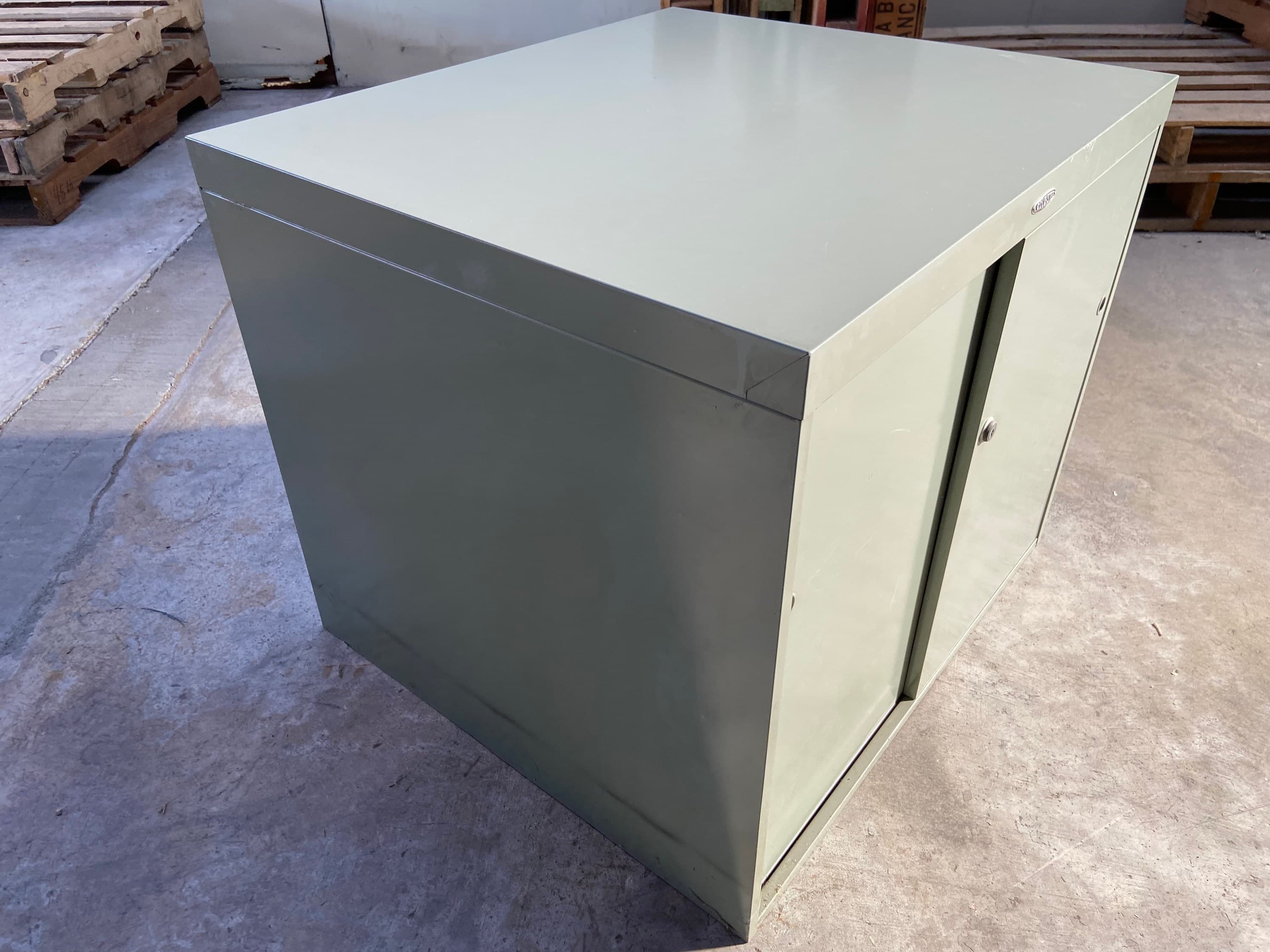 Cole steel Vintage metal cube - Thumbnail 6