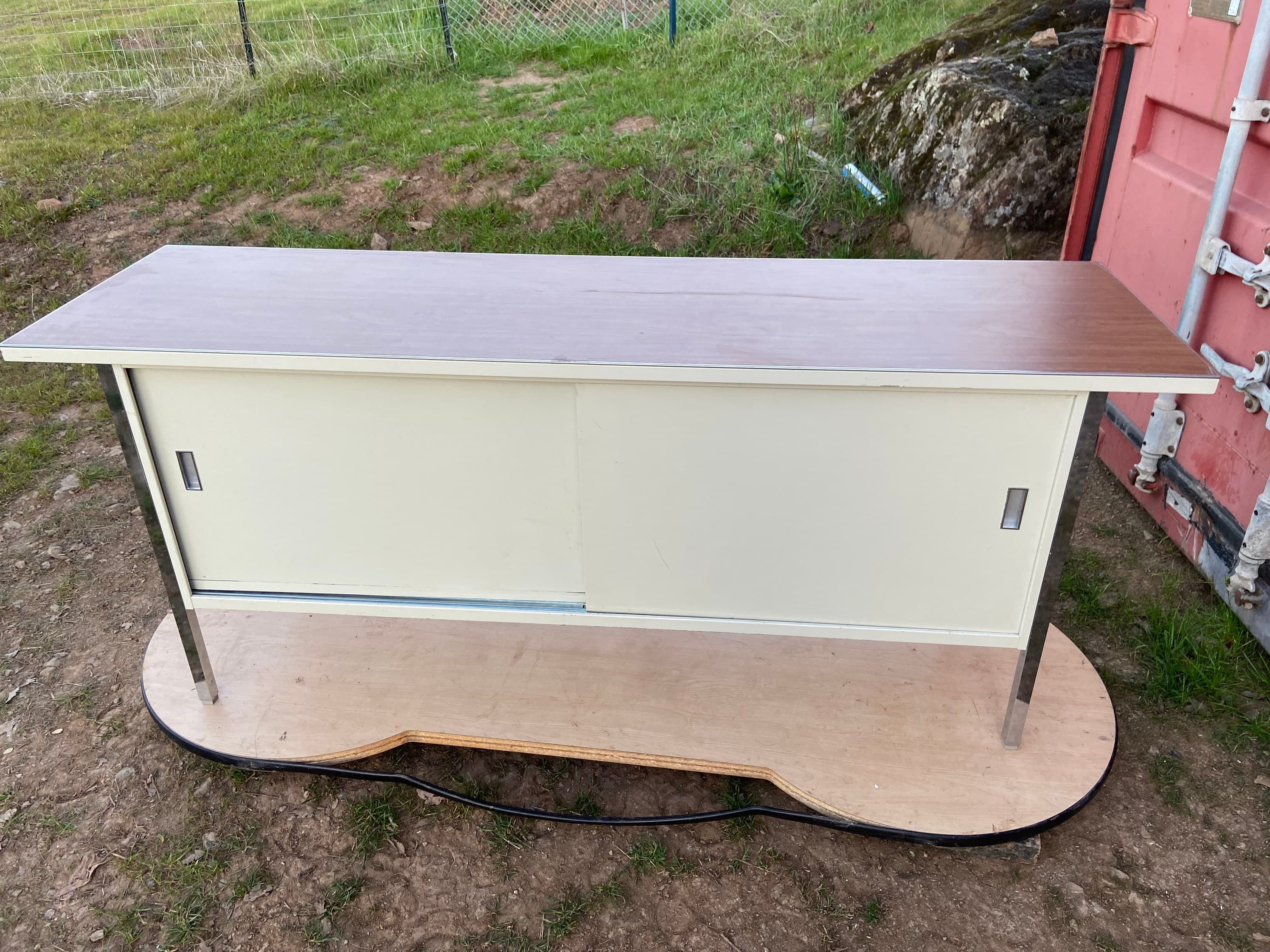 Mid century modern steelcase credenza - Thumbnail 4