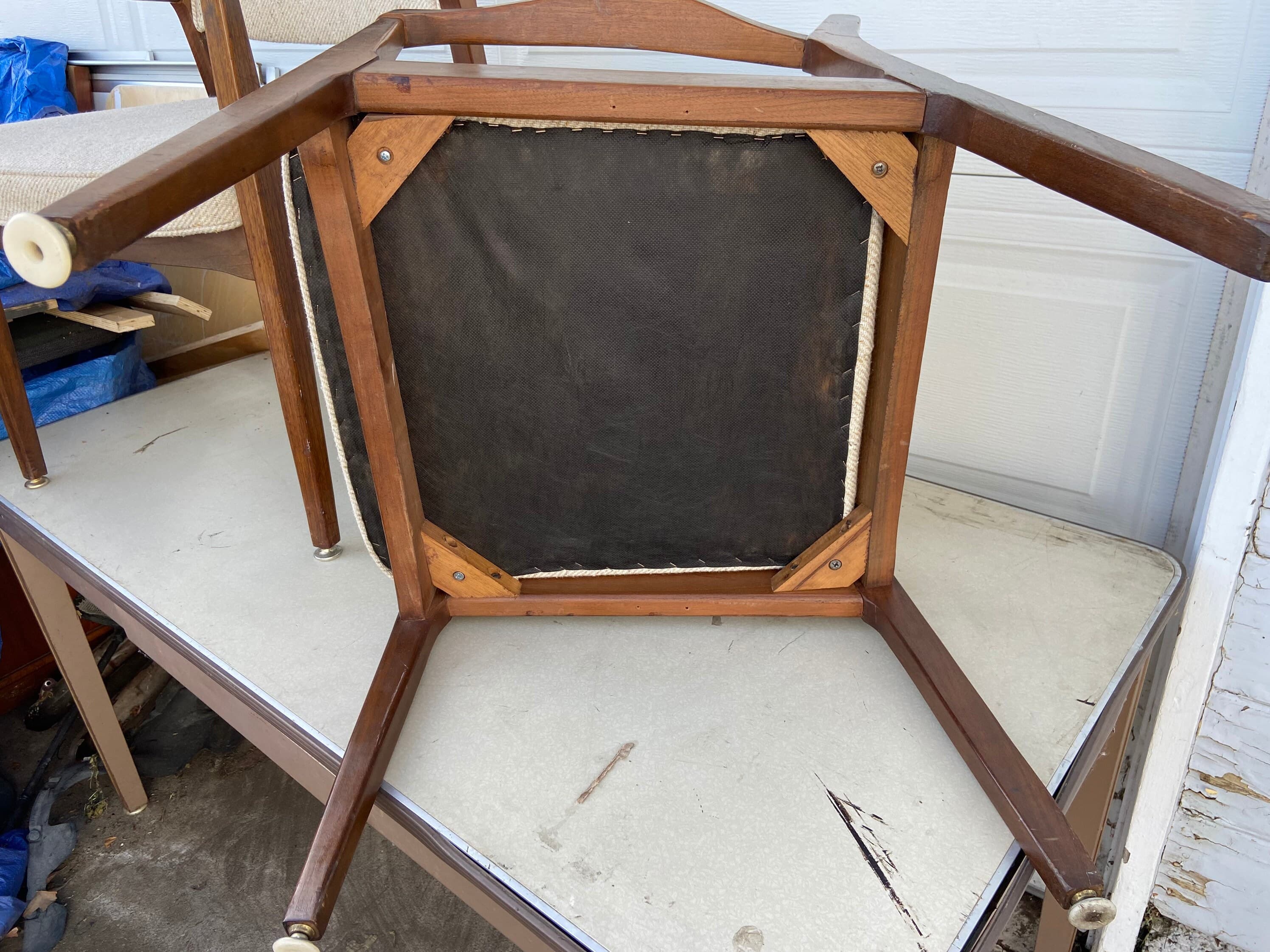 Vintage mid century modern accent armchairs set of 2 - Thumbnail 2