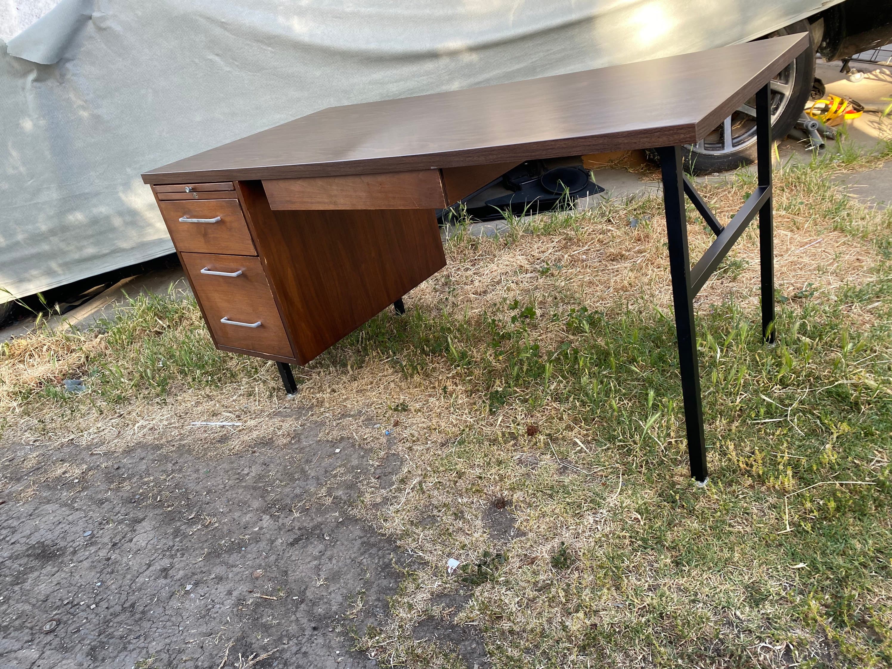 Vintage mid century modern alma desk - Thumbnail 3